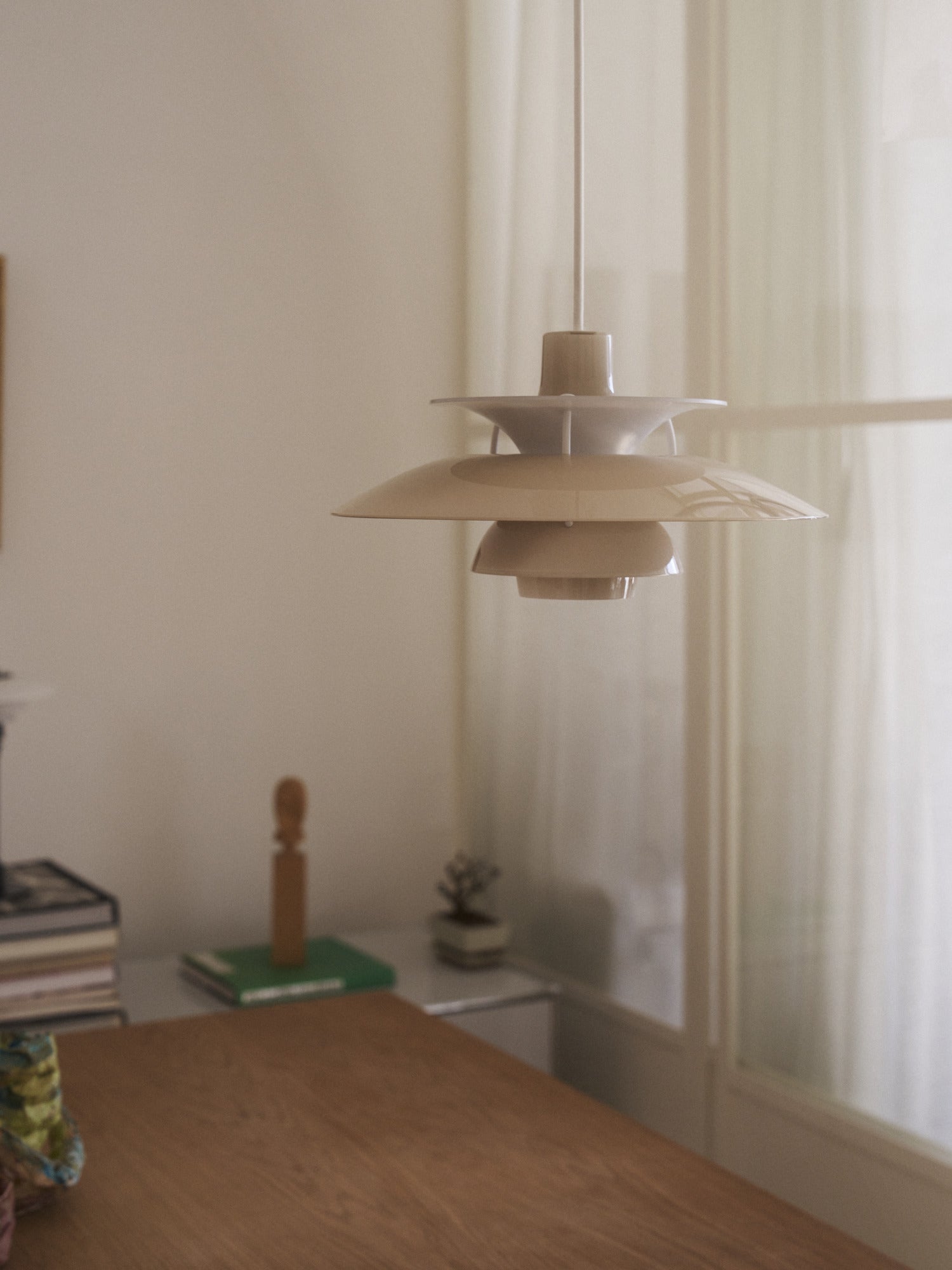 Hanging lamp PH 5 OPAL beige