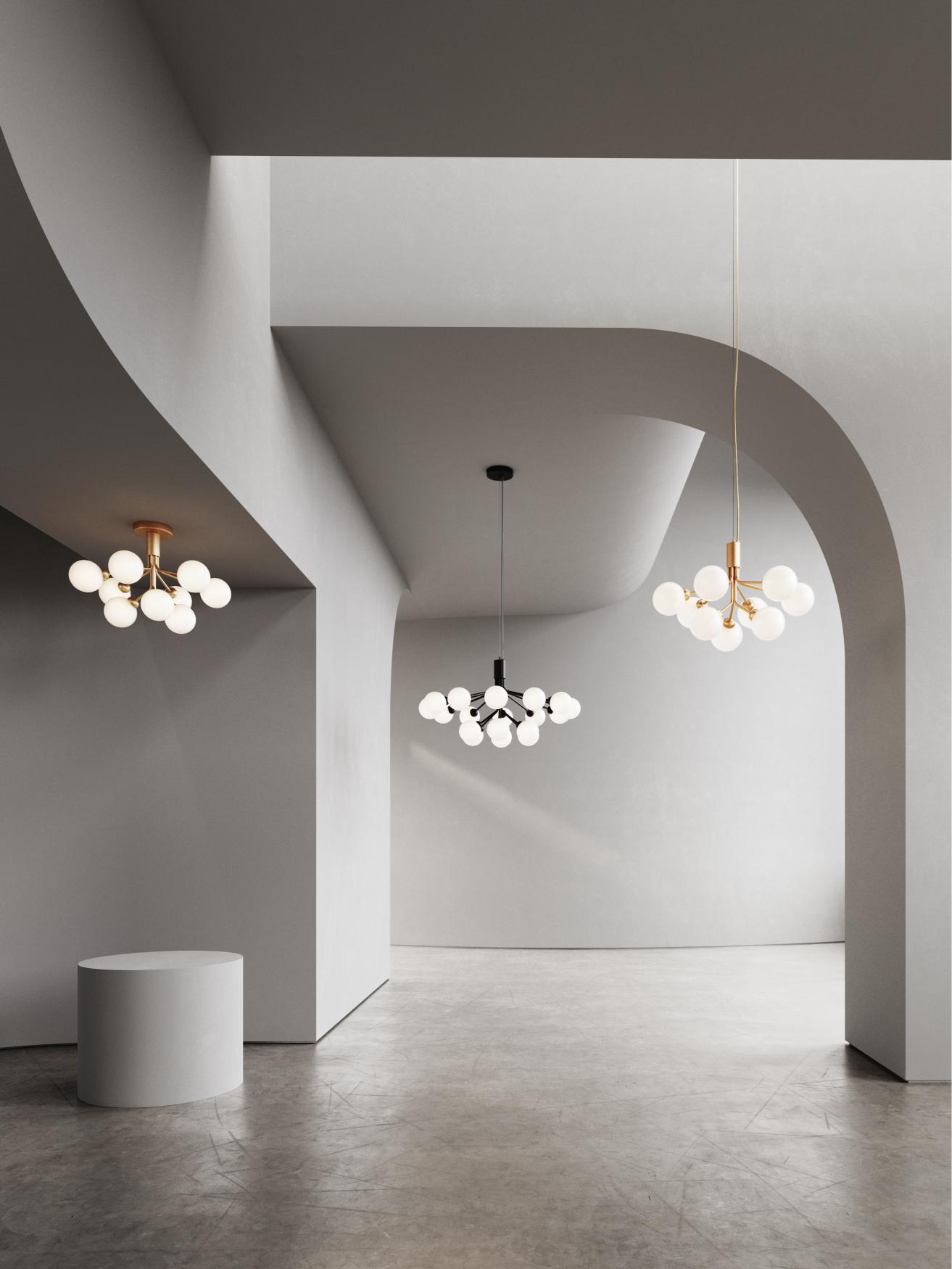 Lampa visící APIALES 9 černá s opálovým sklem