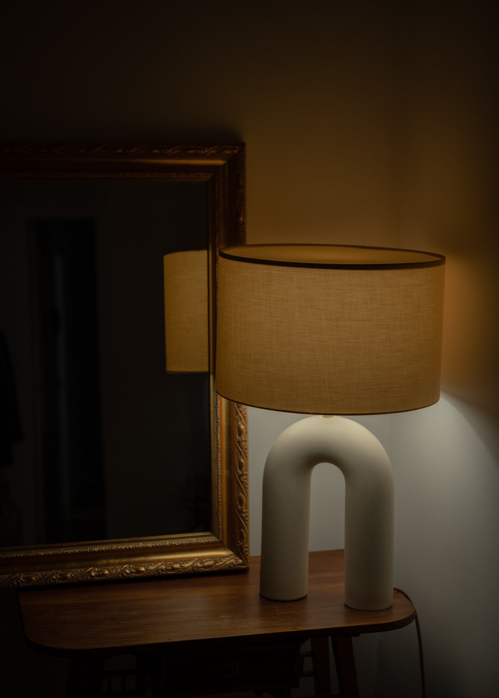 Keramická stolní lampa ARKO ecru