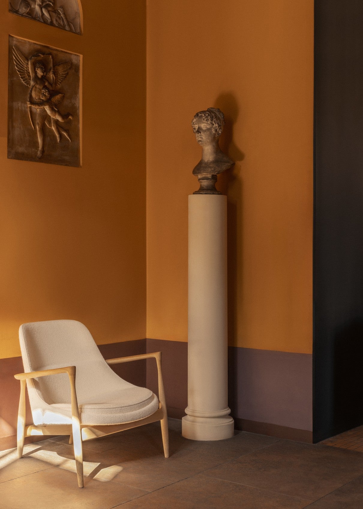 ELIZABETH cream armchair with oak base