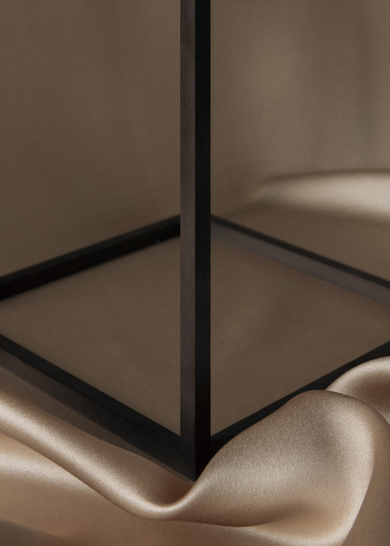 KUBUS Black Candle Holder