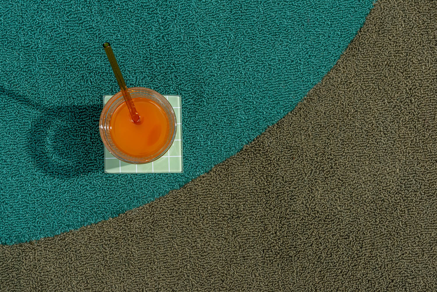 Zelený kulatý venkovní koberec FESTIVAL