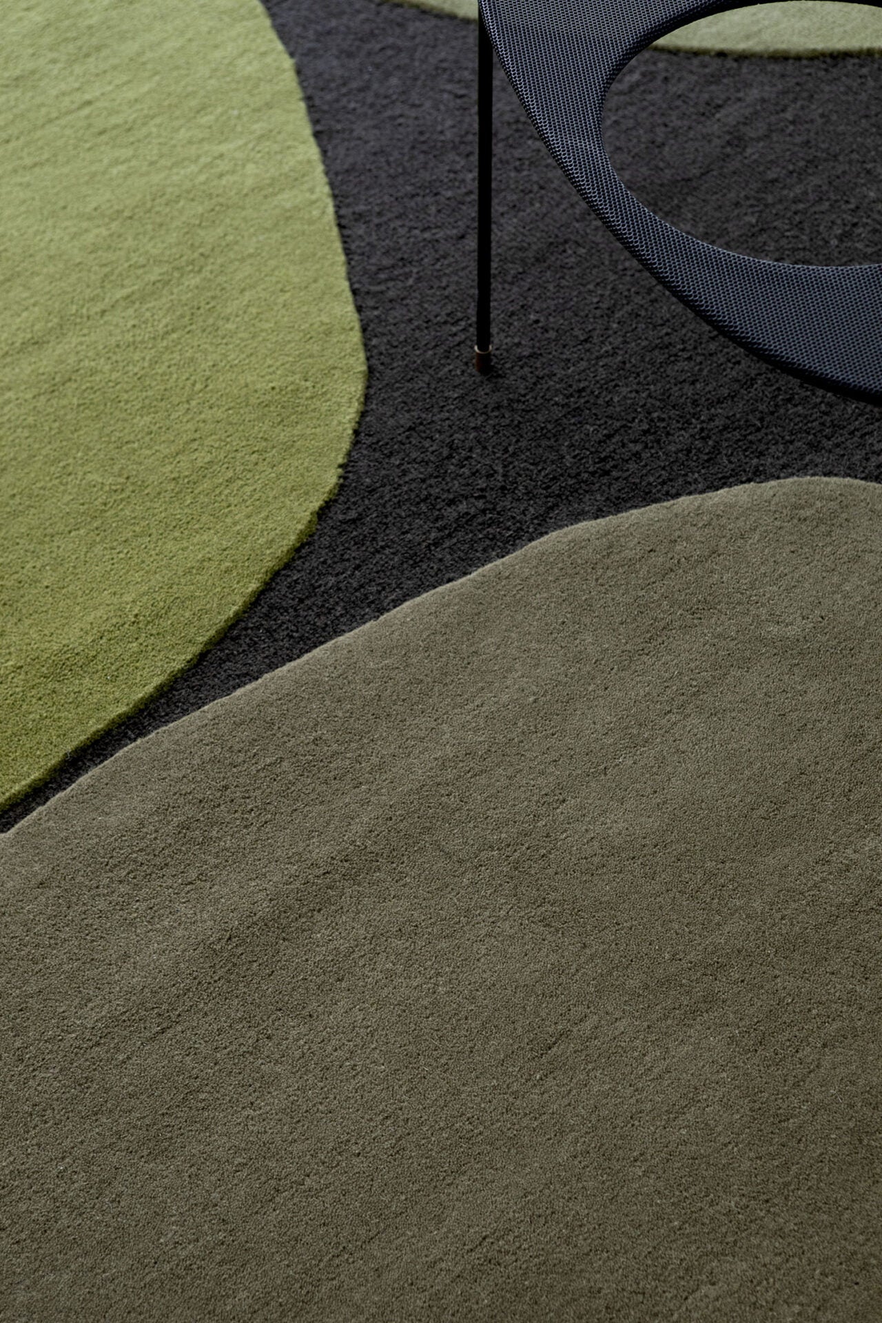 DECOR PLATEAU green rug