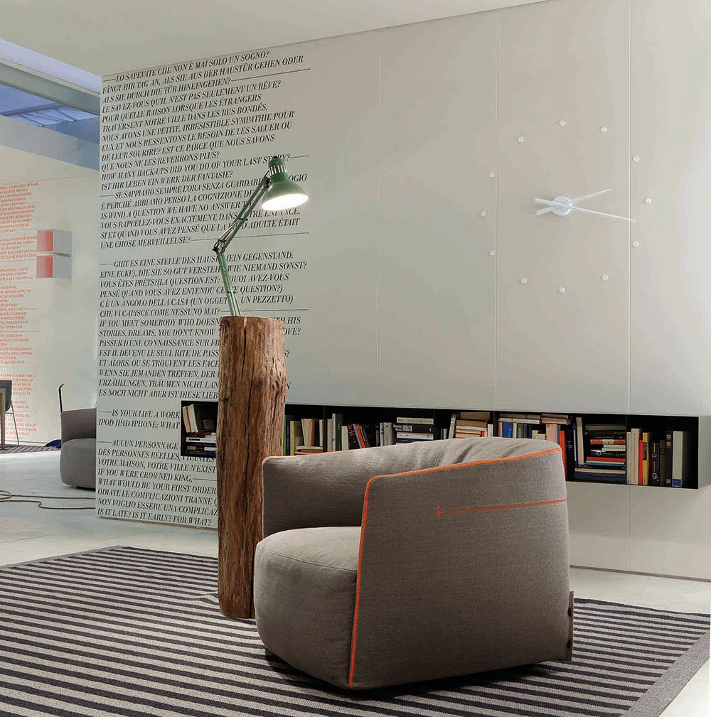 Nástěnné hodiny OJ bílé