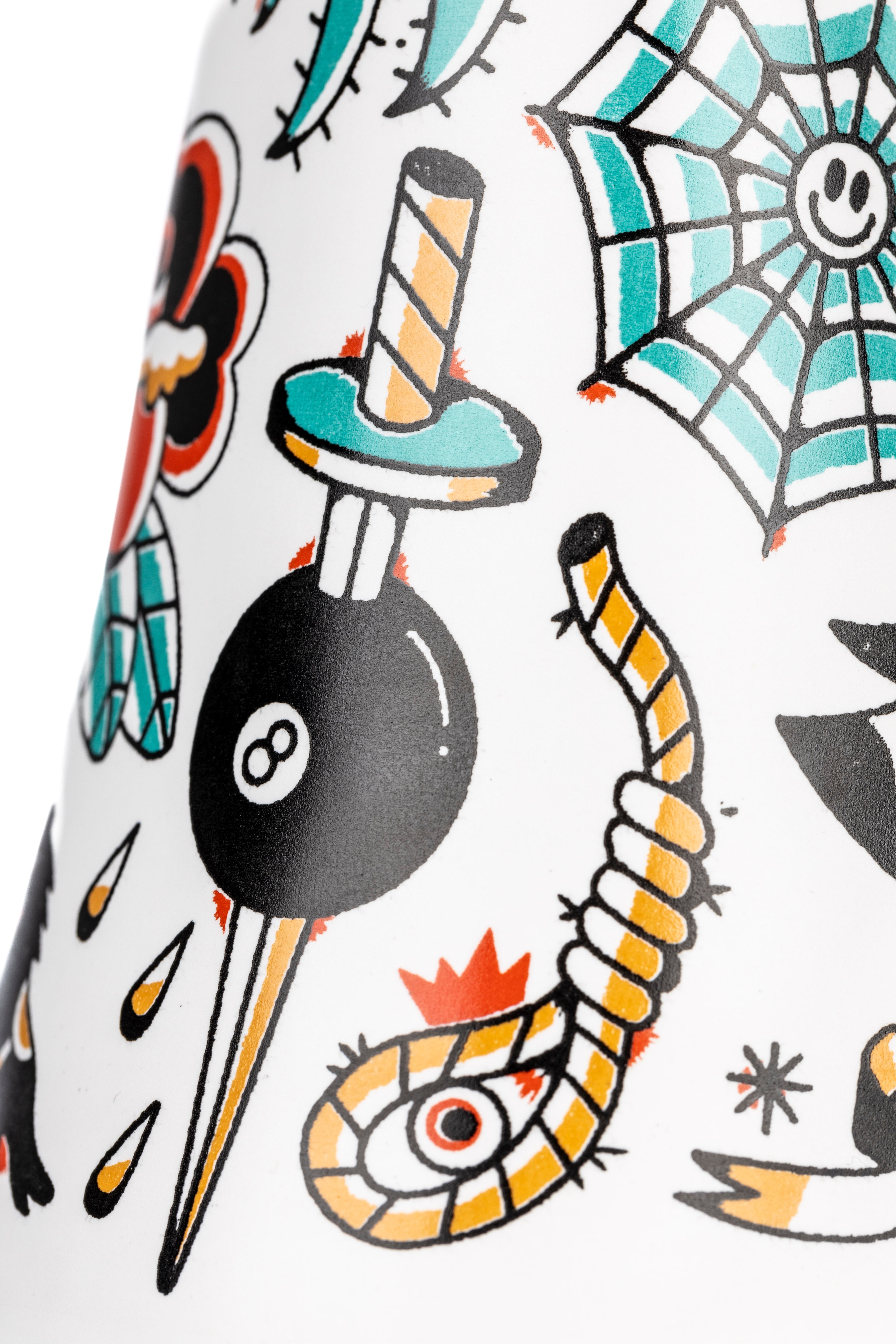 Wazon LIBERTY MATTERS biały z kolorowym wzorem