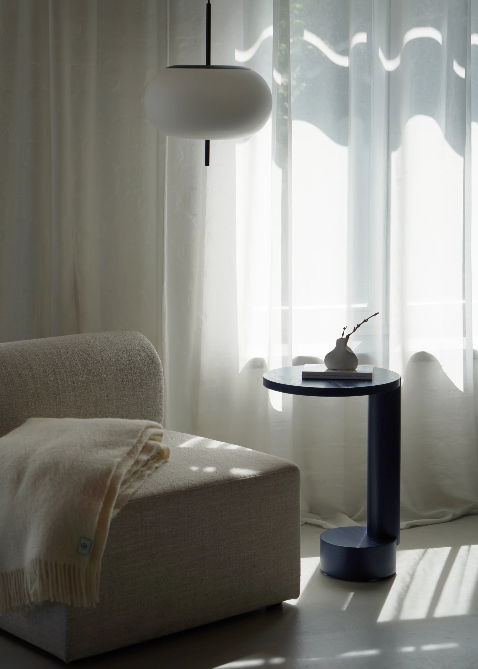 BOLD Side Table Oak Wood