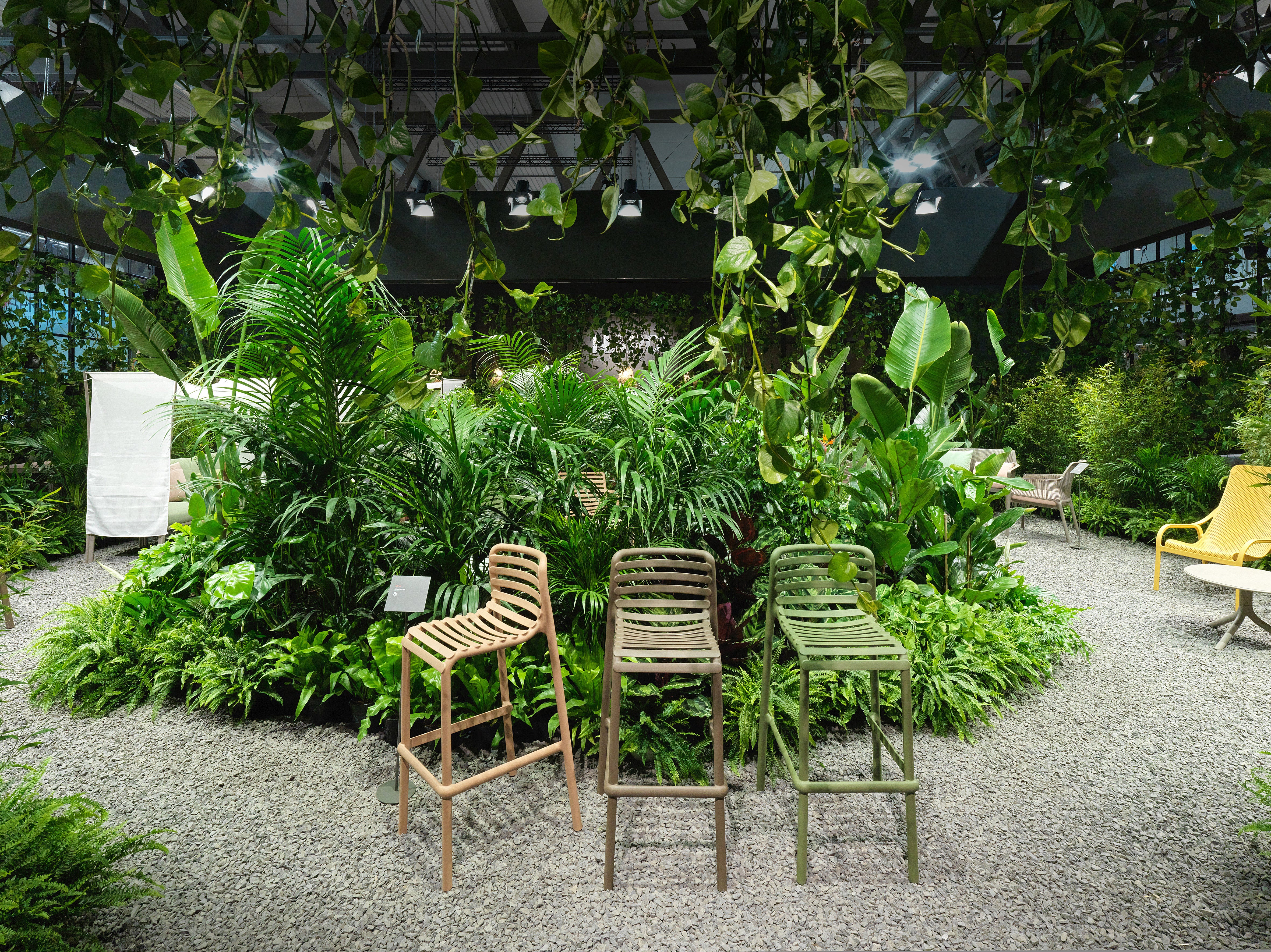 Outdoor Stool DOGA White
