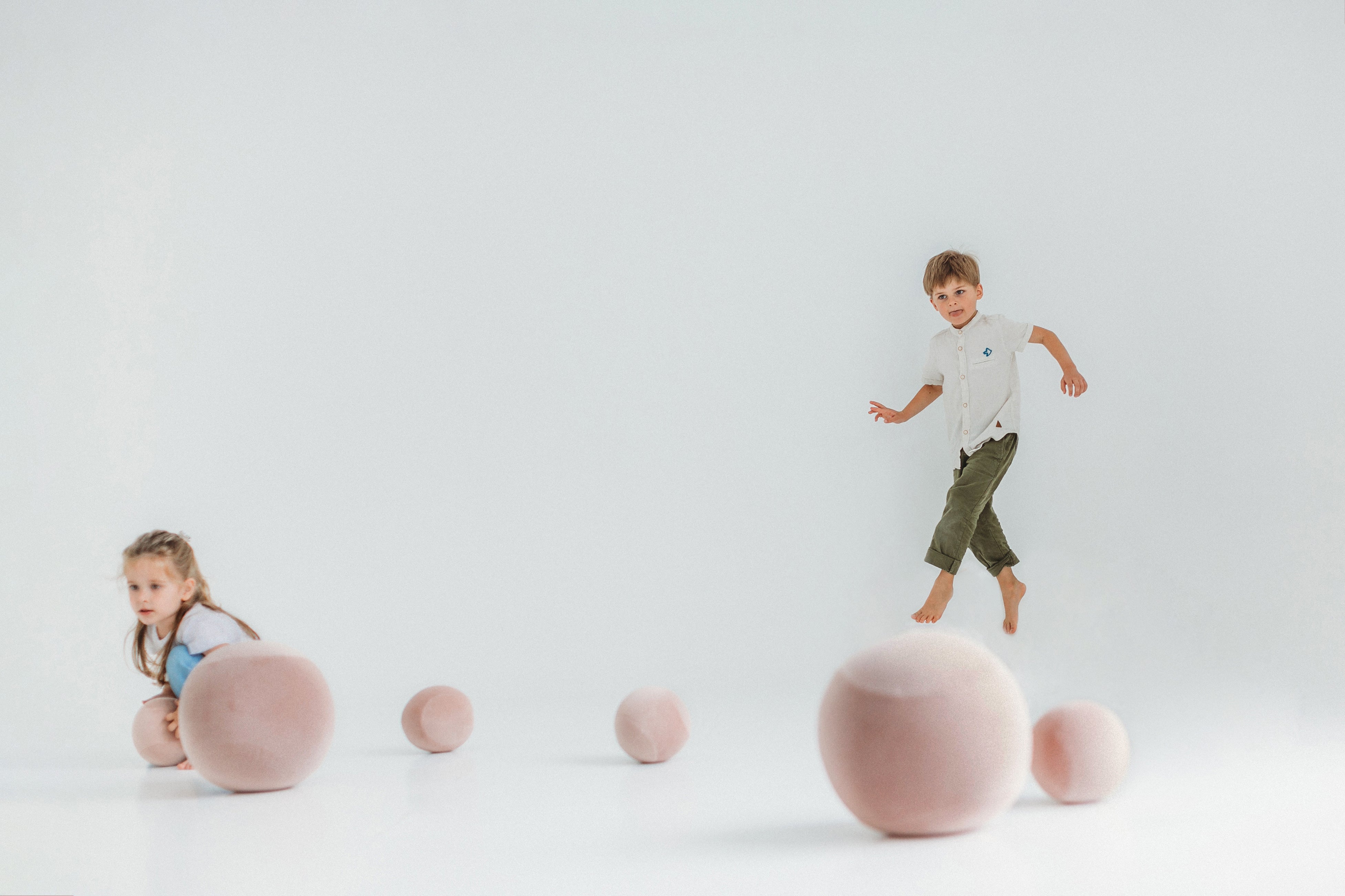 Upholstered Children's Pouf BABY SPHERIC