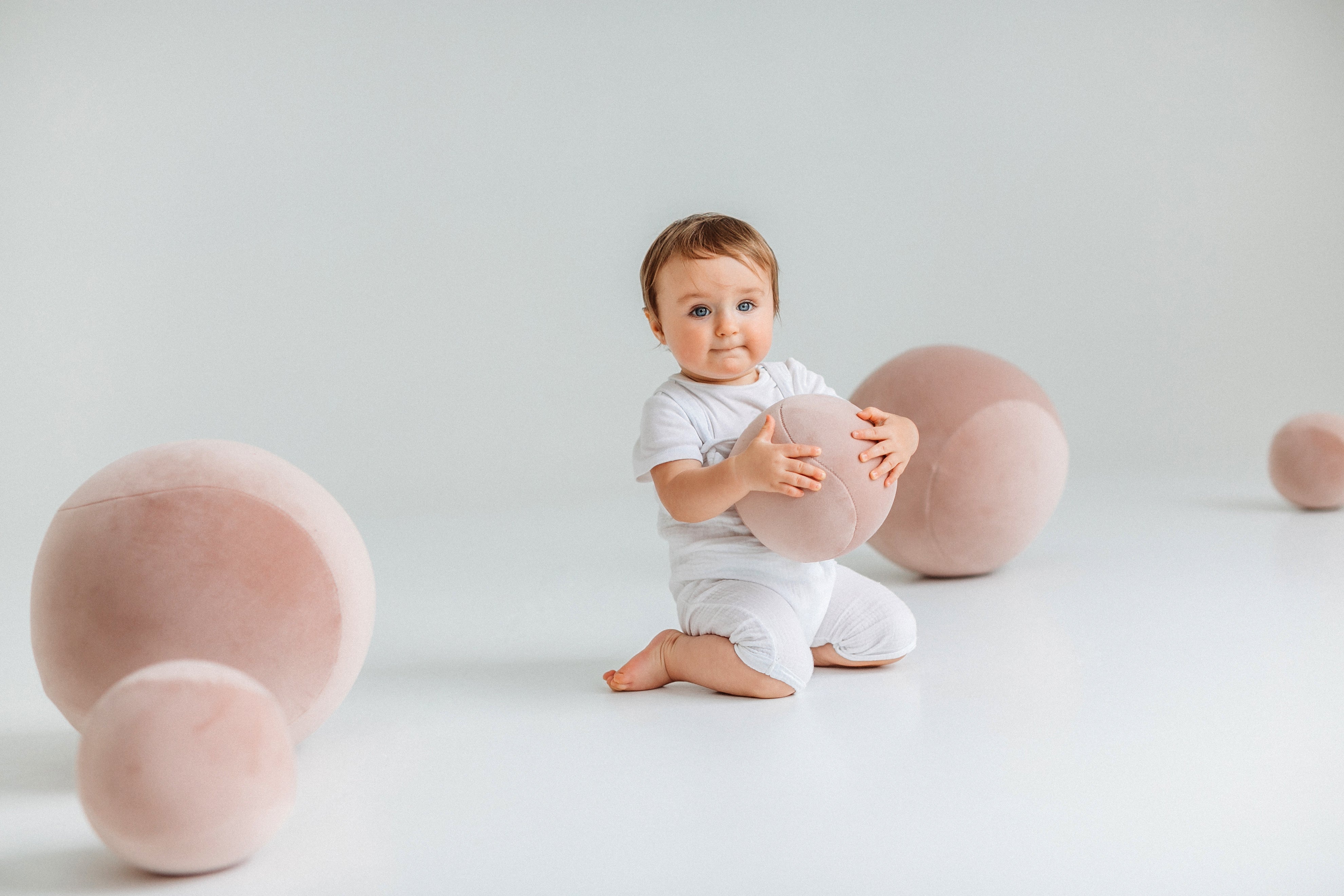 Upholstered Children's Pouf BABY SPHERIC