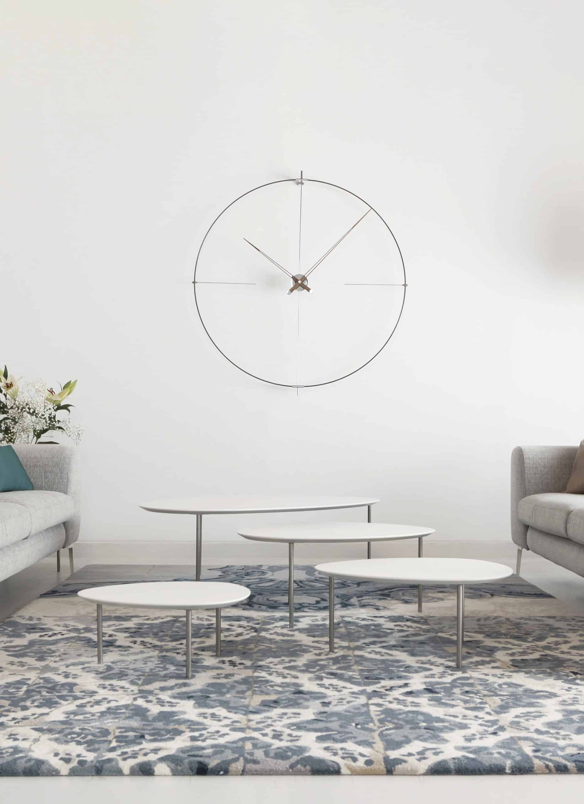 Nástěnné hodiny BILBAO ořechové dřevo s černou a chromem