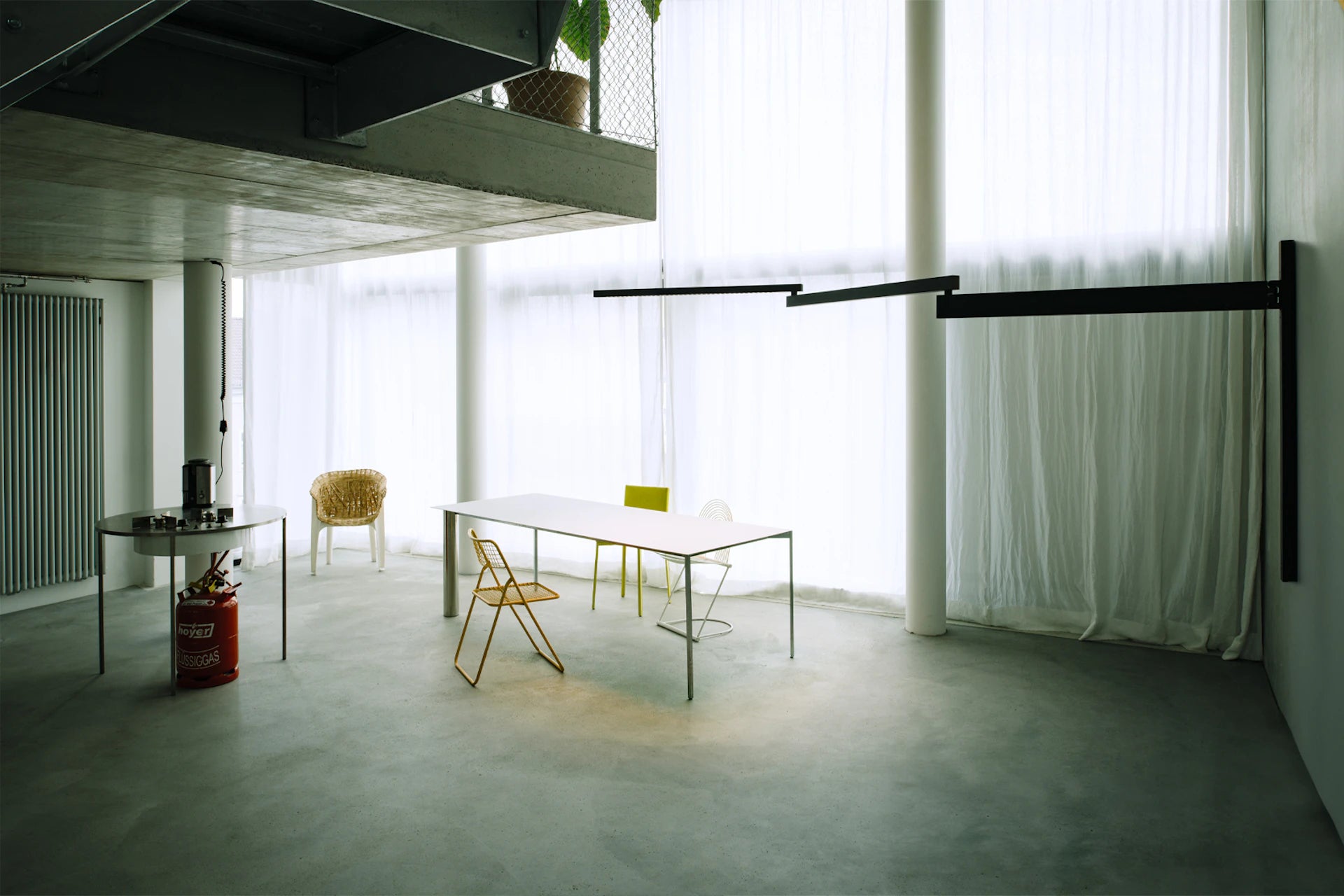 BLACK FLAG PRO Wall Lamp with Arm Black