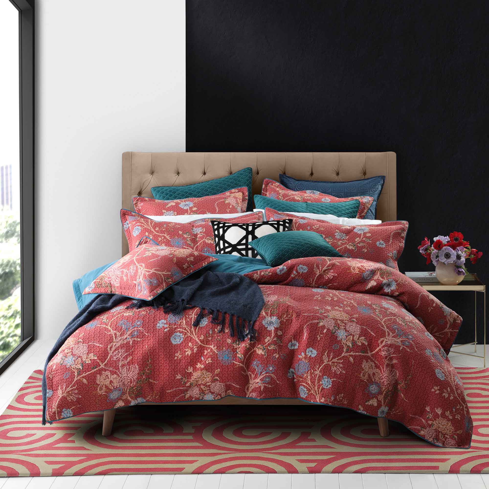 Koberec TURNABOUTS červený s béžovým