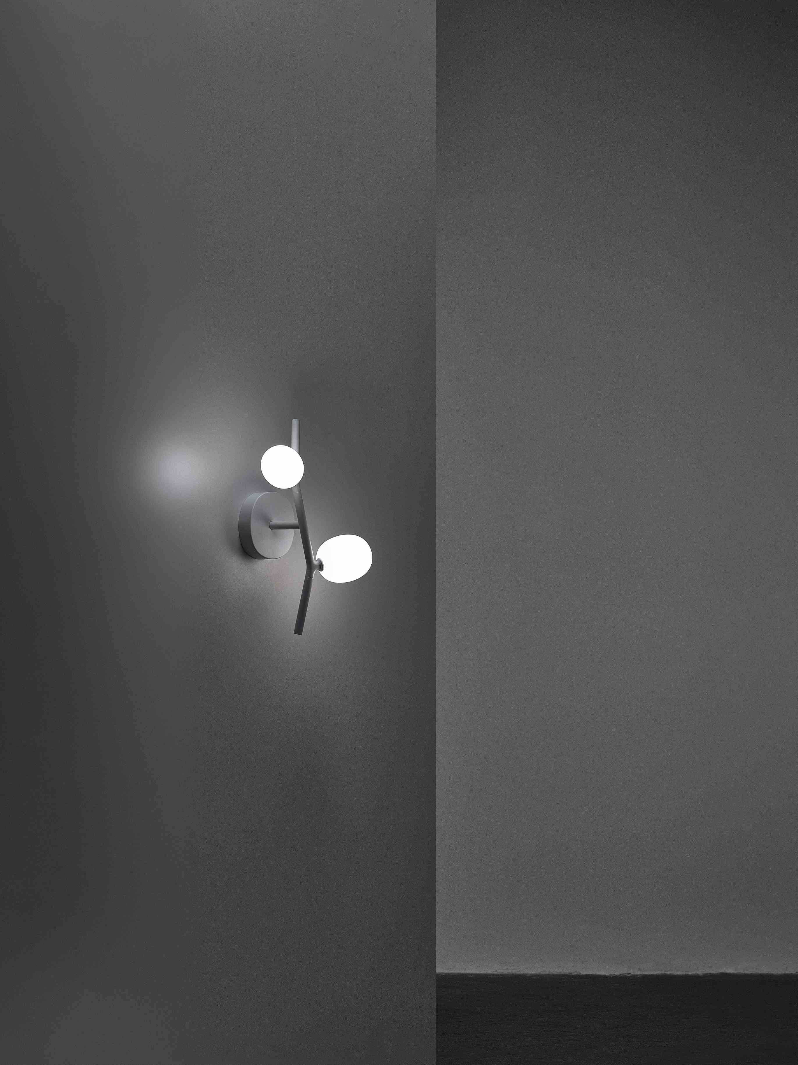 Nástěnná lampa IVY matné sklo