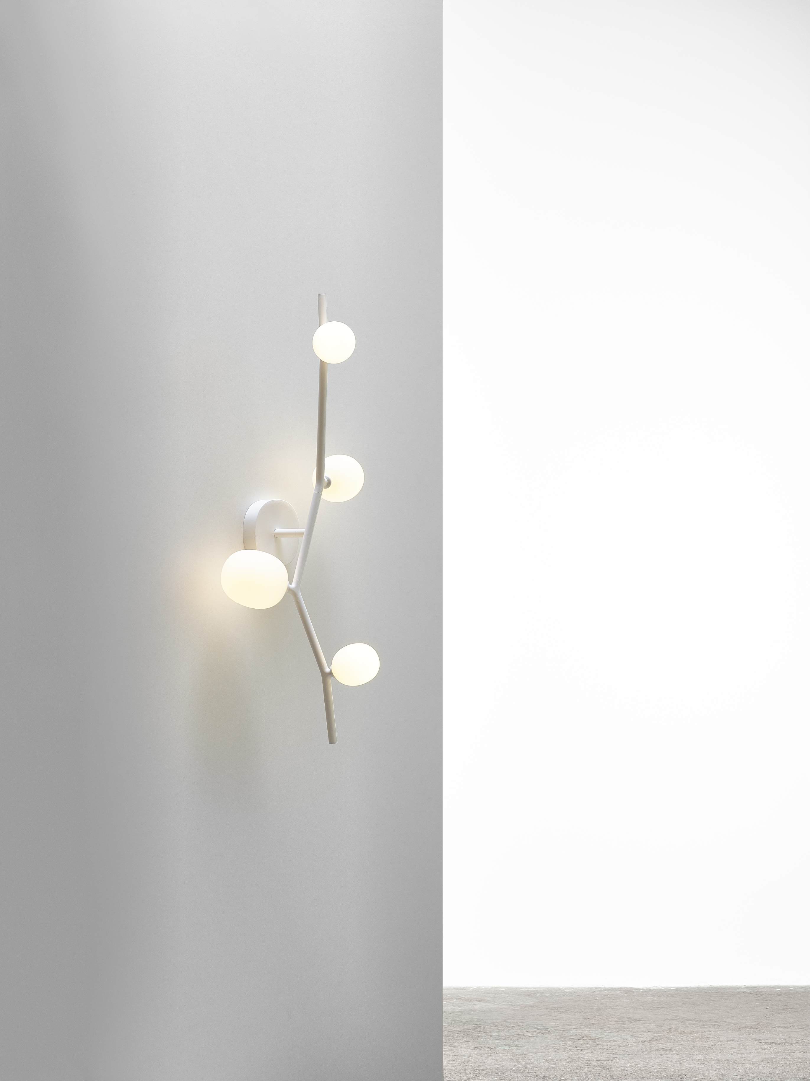 Nástěnná lampa IVY matné sklo