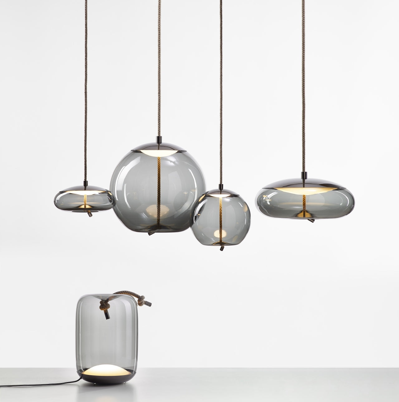 Stolní lampa KNOT - CILINDRO skleněná