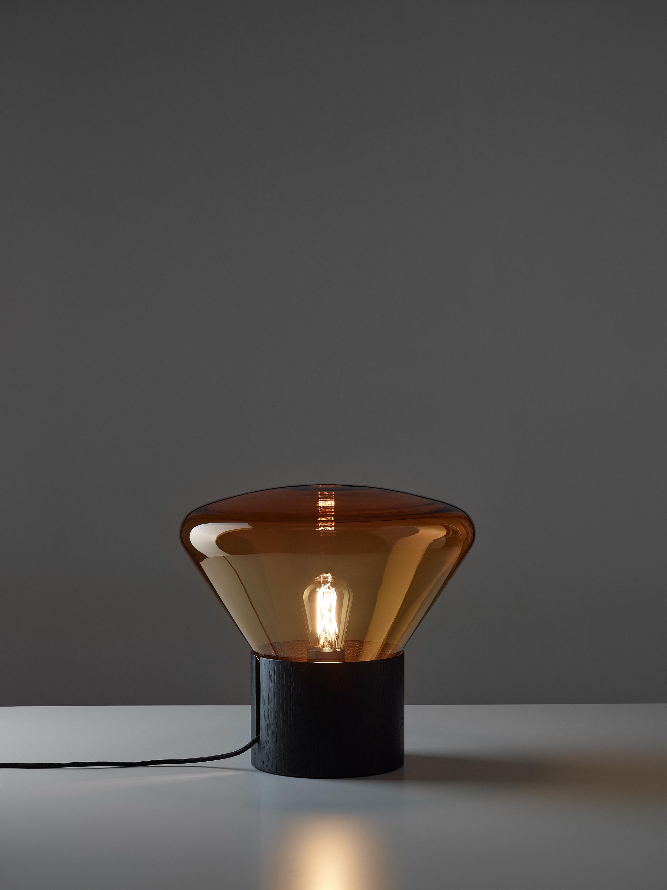 Lampa MUFFINS czarny dąb z bursztynowym szkłem - poekspozycyjna