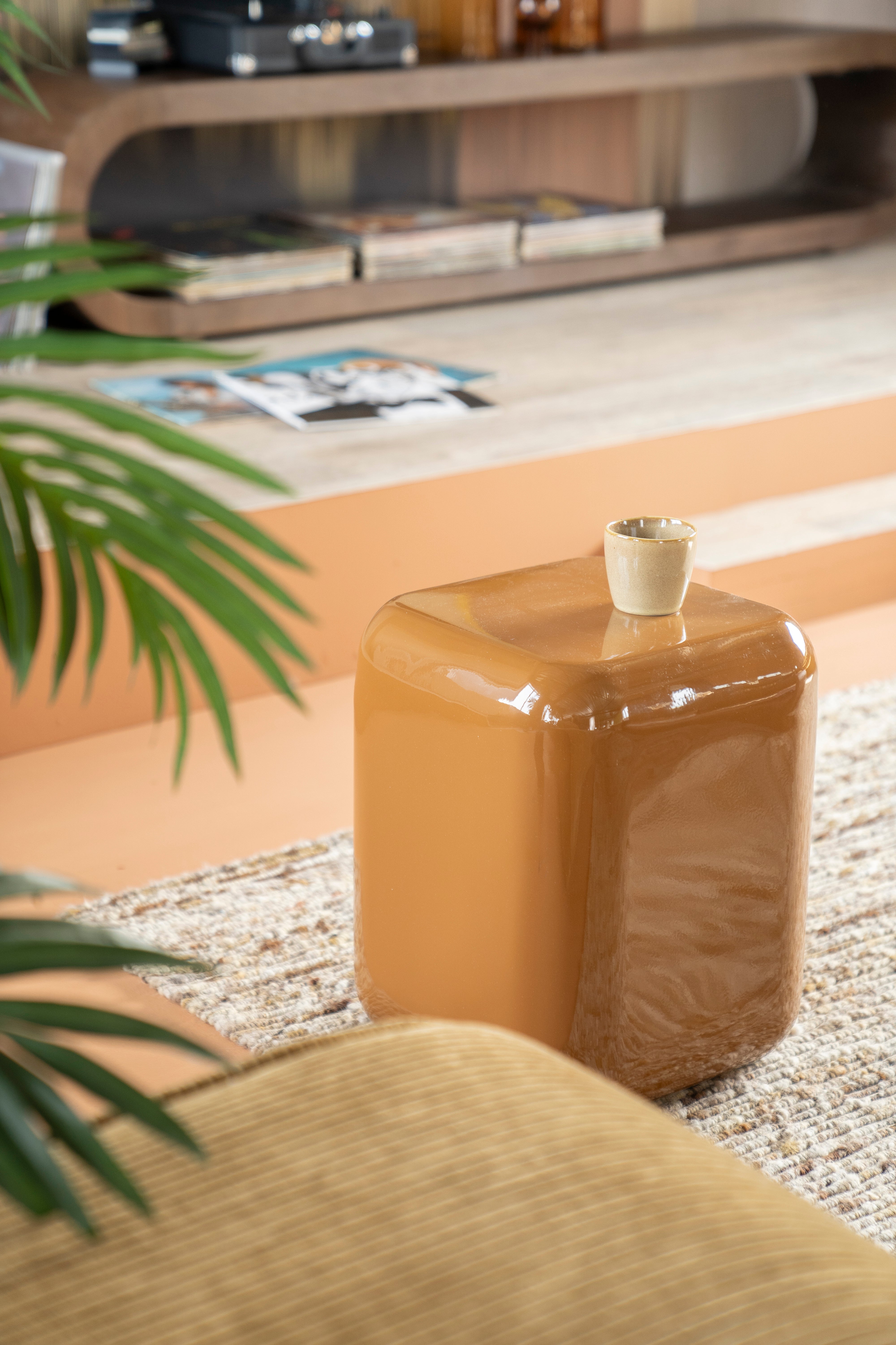 Stolek DIXON hořčicový