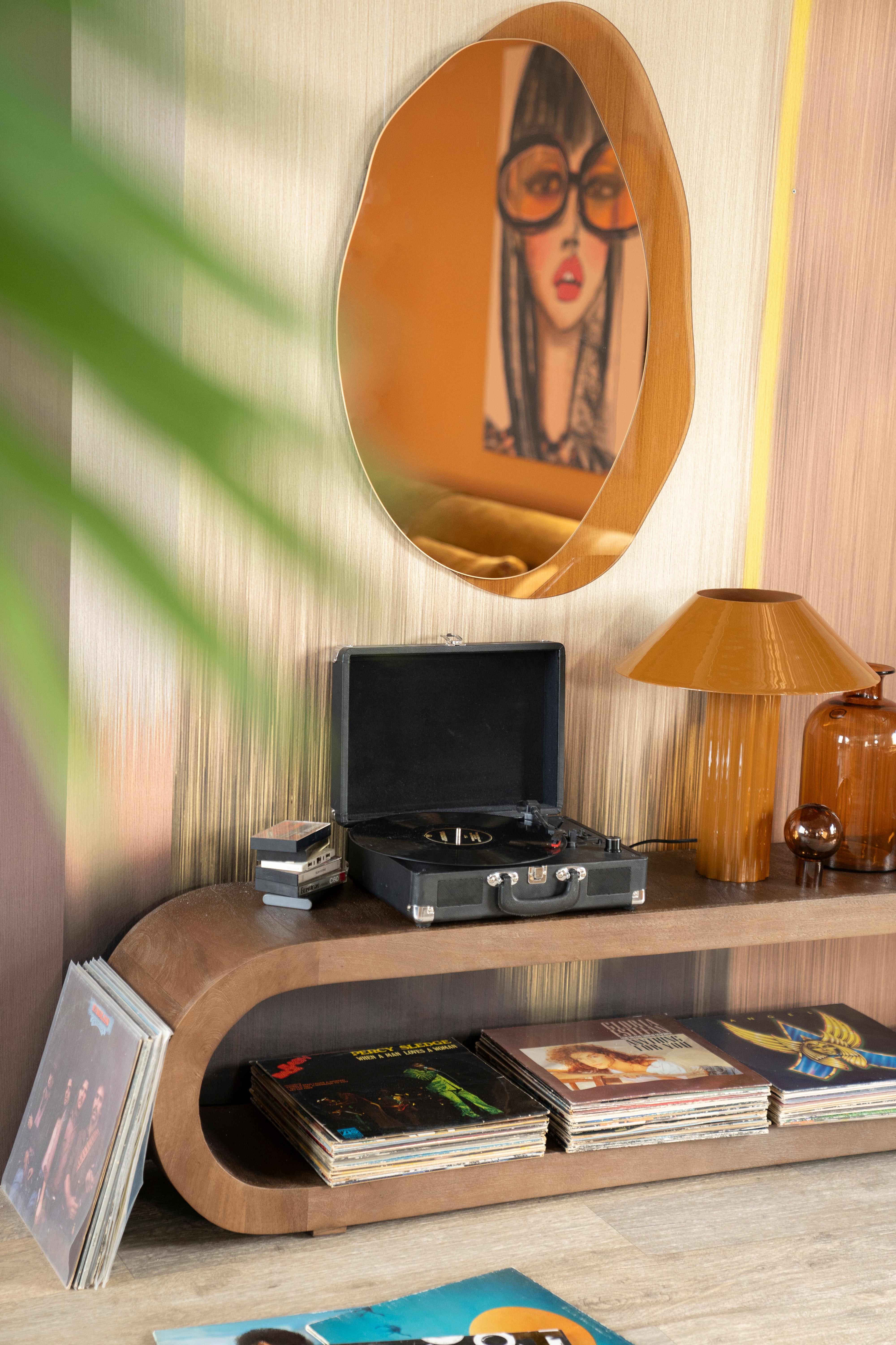 Szafka RTV ELORA drewno mango