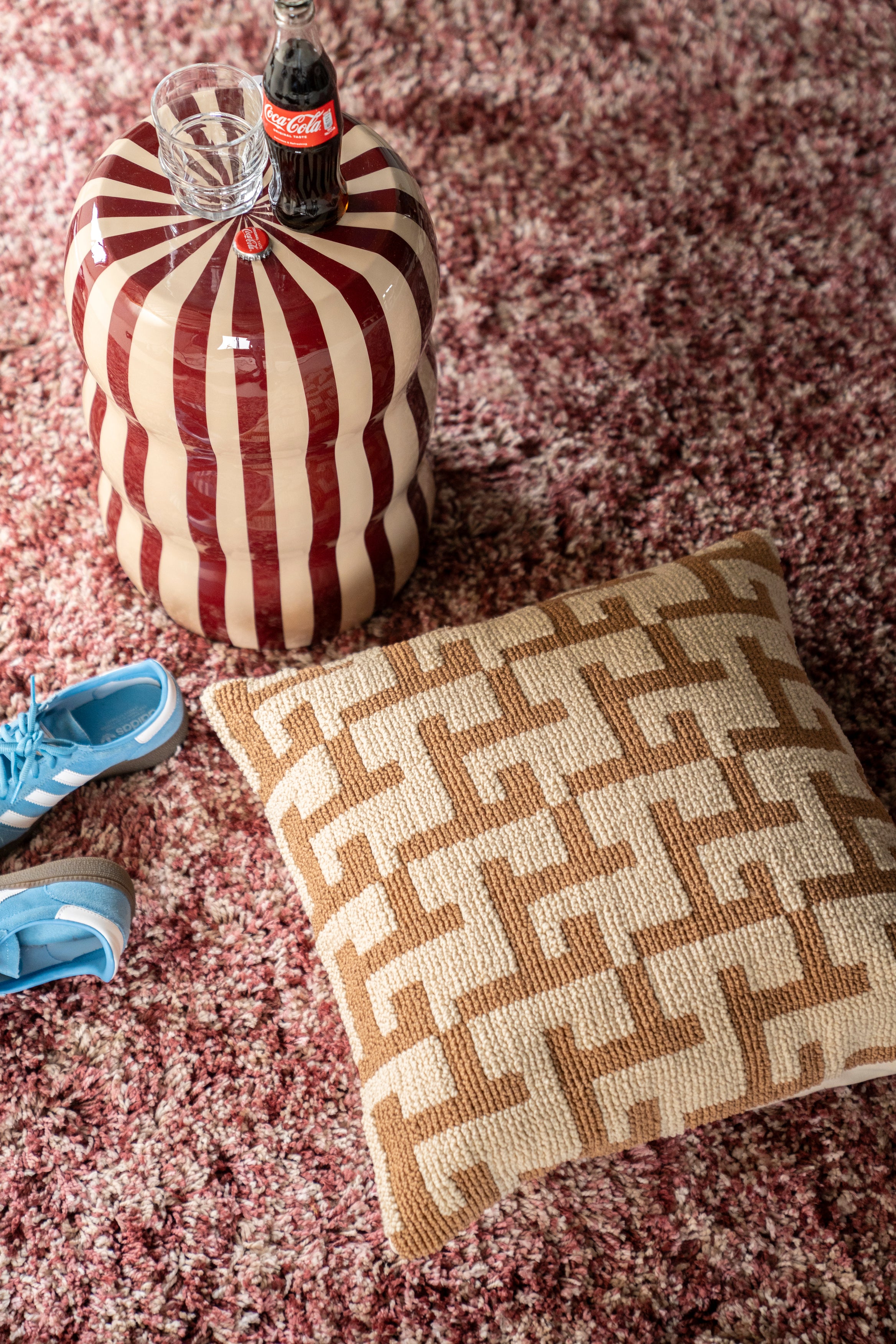 ZIGGY mustard pillow with beige