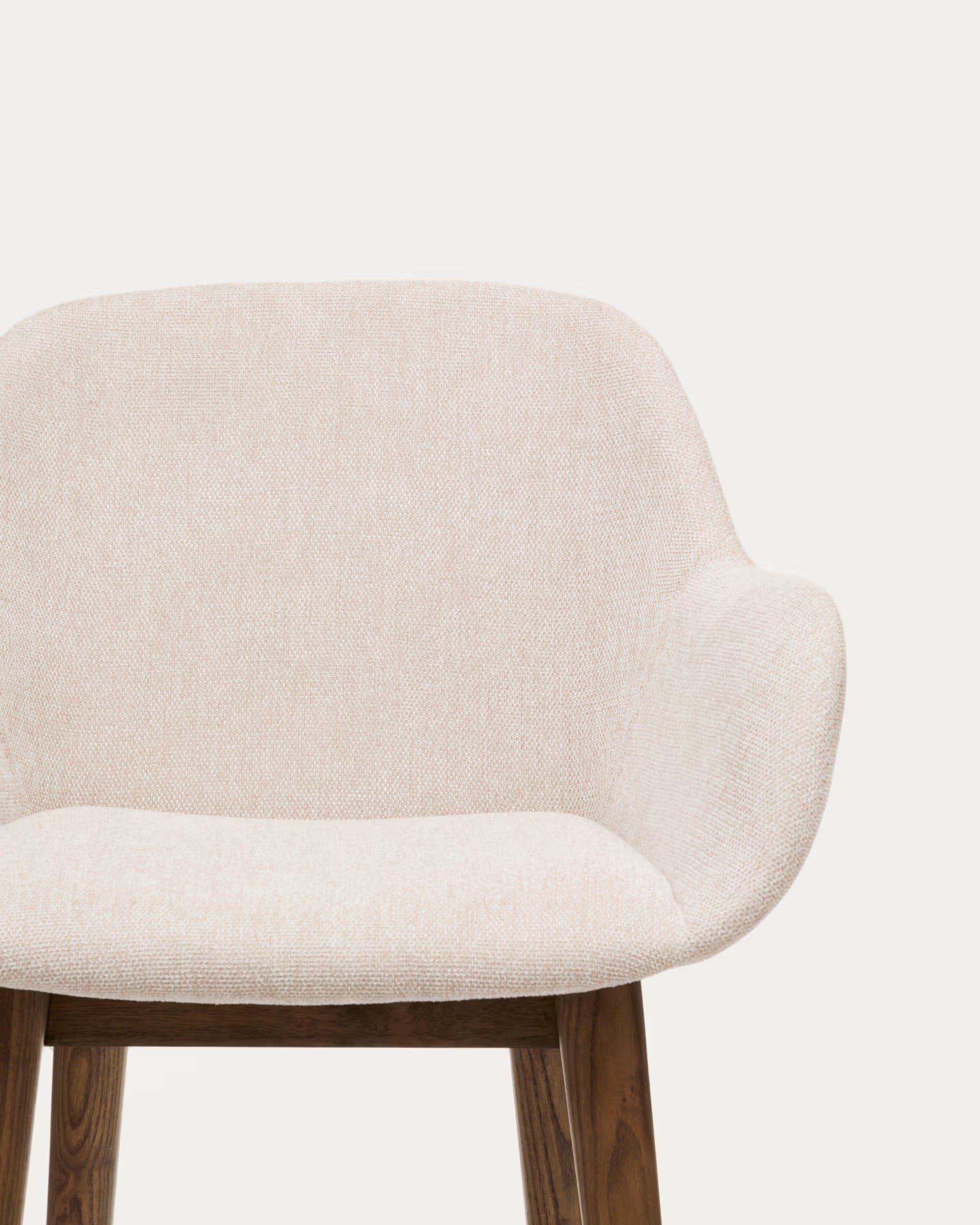 Horse riding chair beige with a dark wooden base