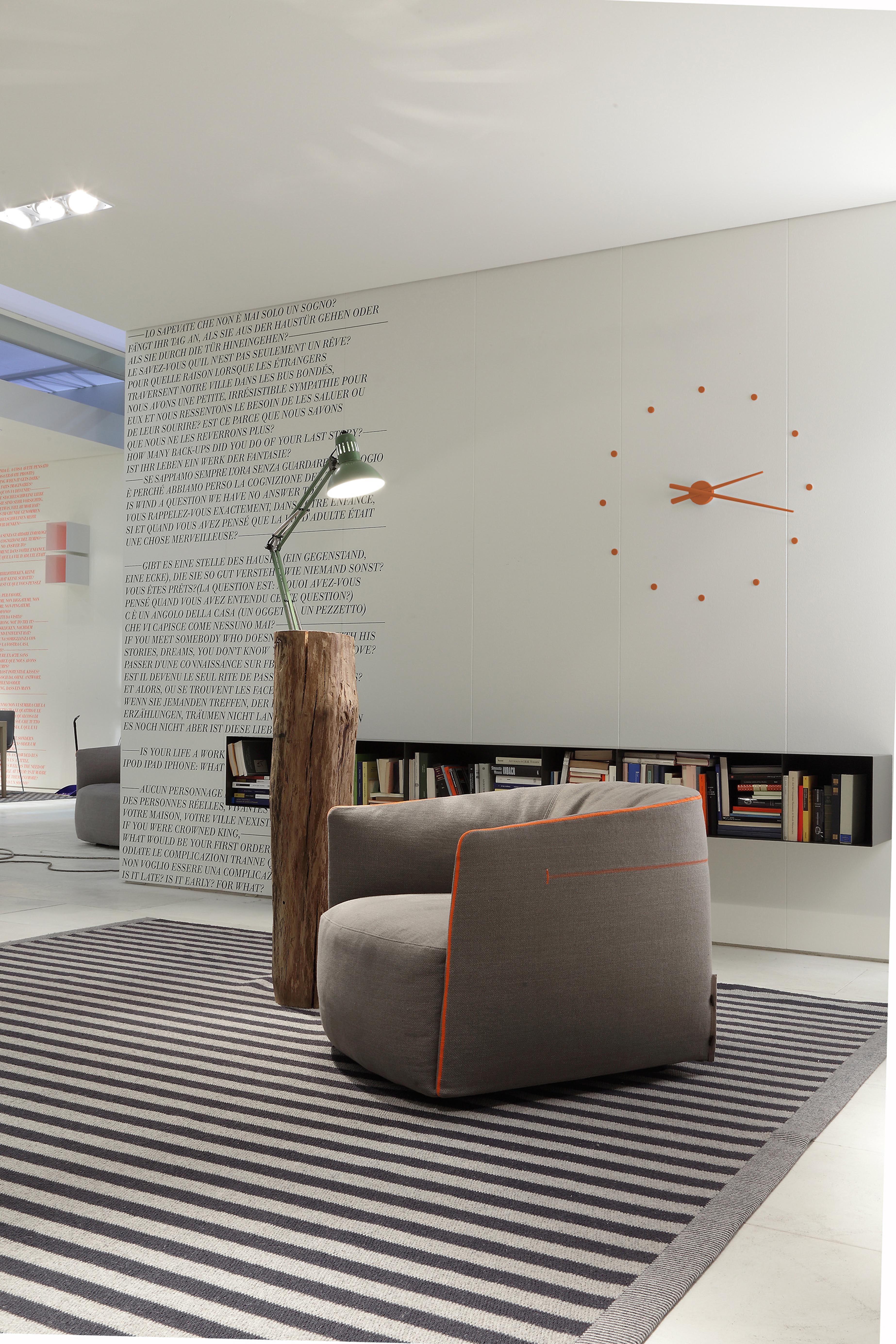 Nástěnné hodiny OJ oranžové