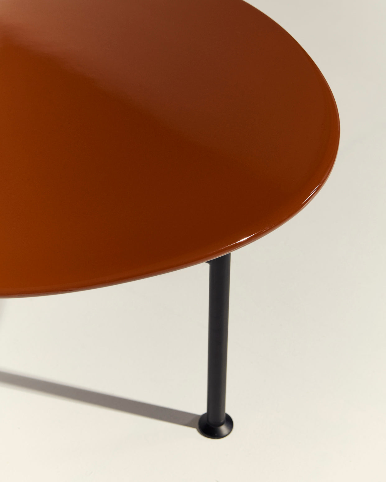 CARMEL Coffee Table Burgundy Ceramic