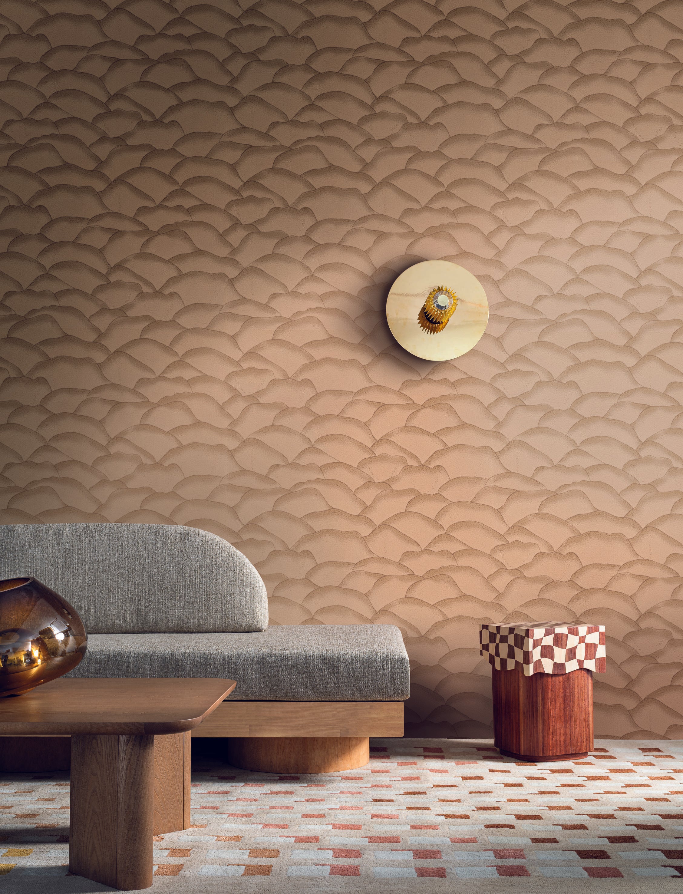 Textured wallpaper resembling fabric with an abstract wave pattern ONDULA sand