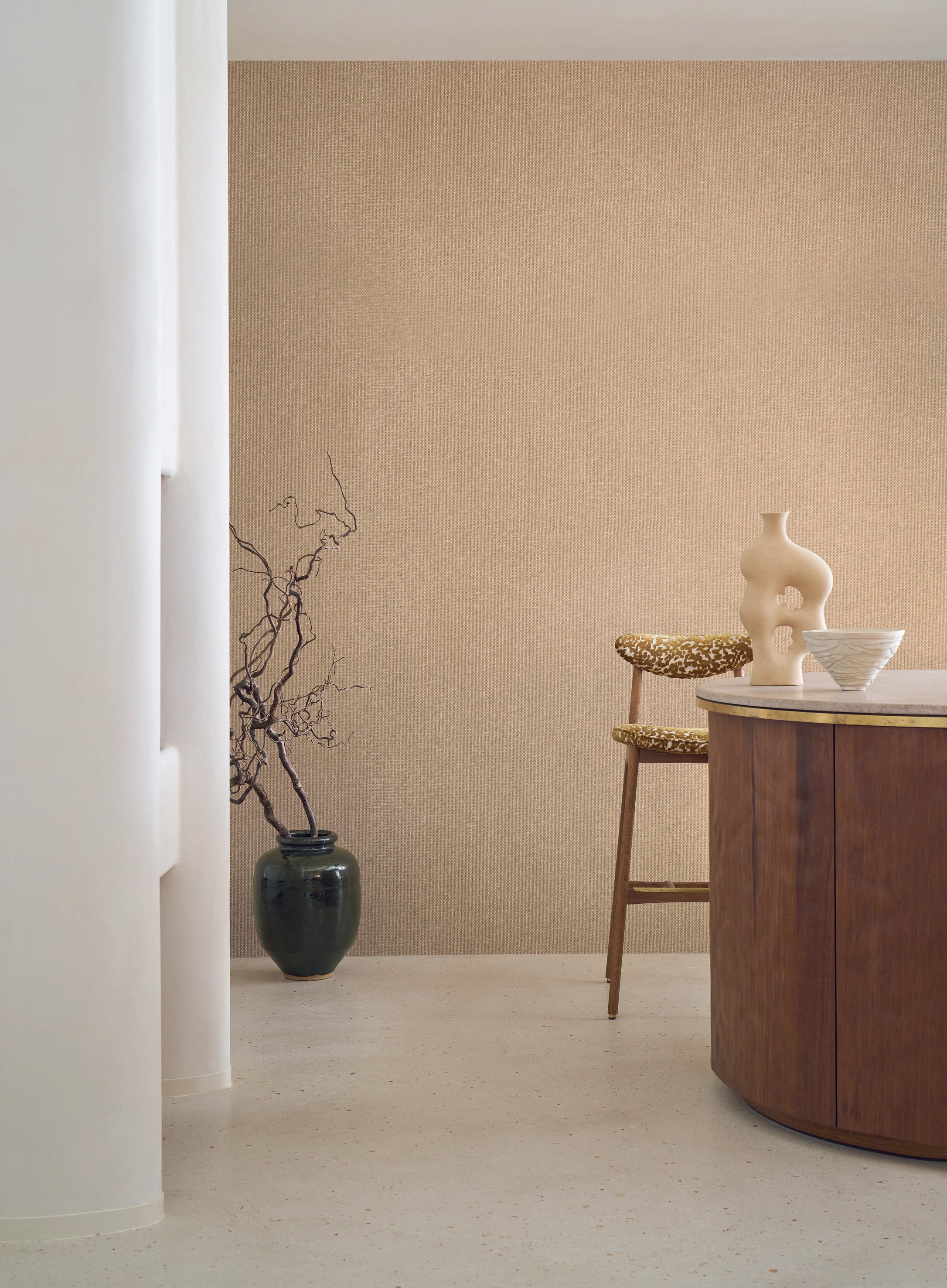 Structural wallpaper imitating raffia VANNORA - CÉLADON greenish-gray