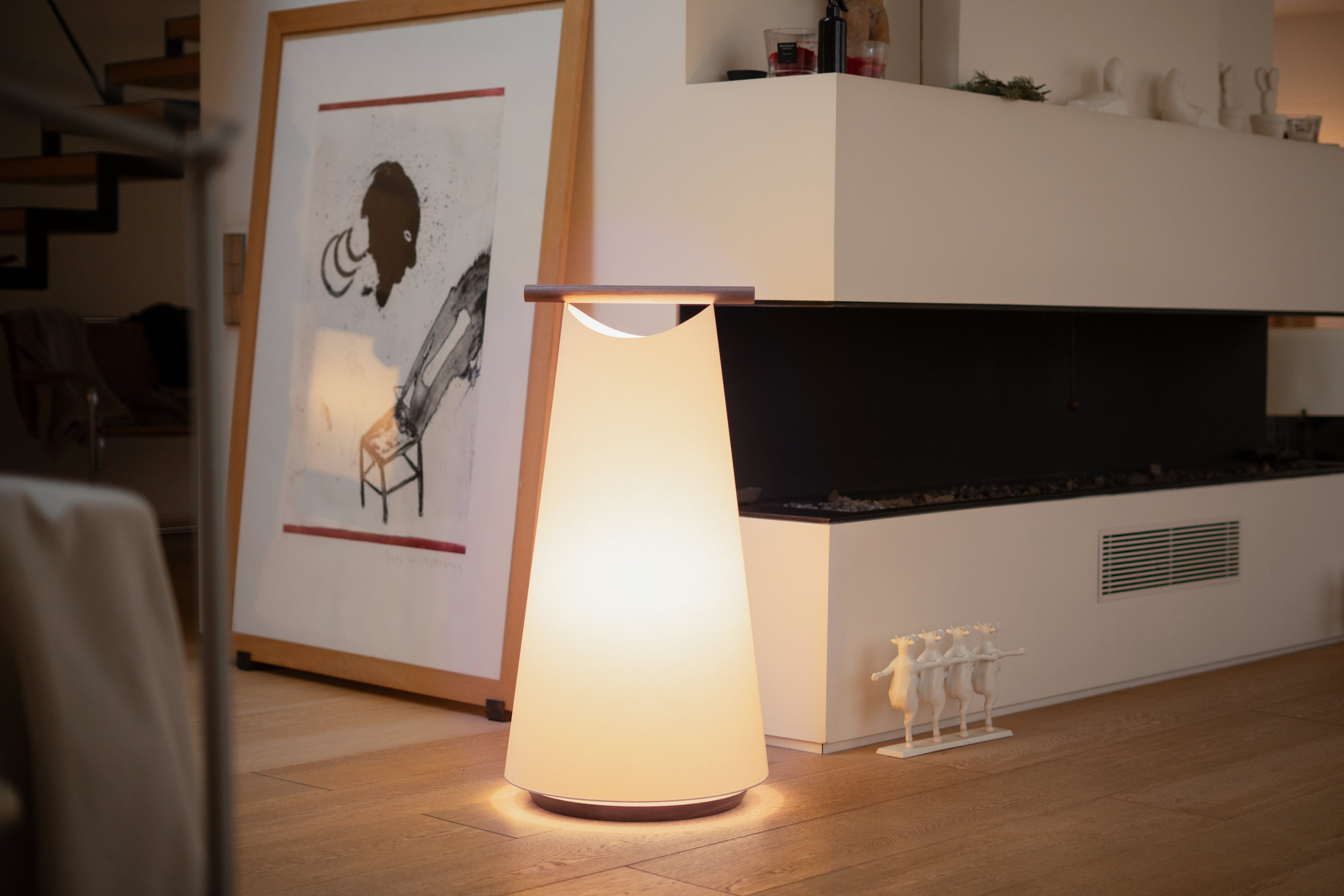 Podlahová lampa CATAY bílá s dubovým dřevem