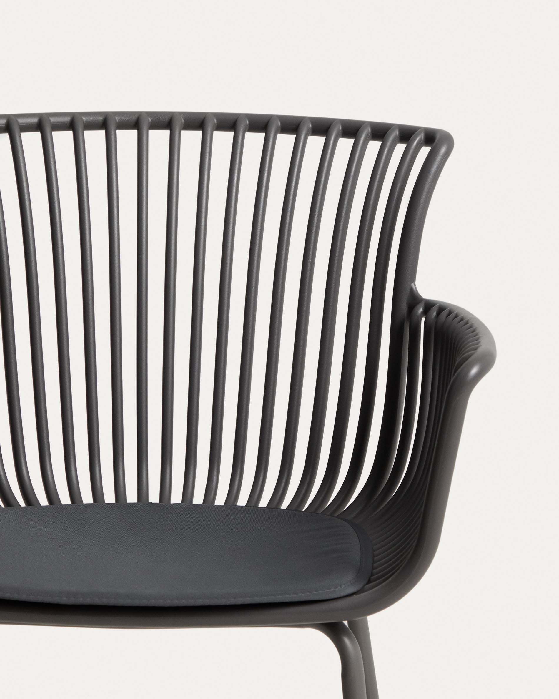 Zahradní křeslo SURPIKA grafitové