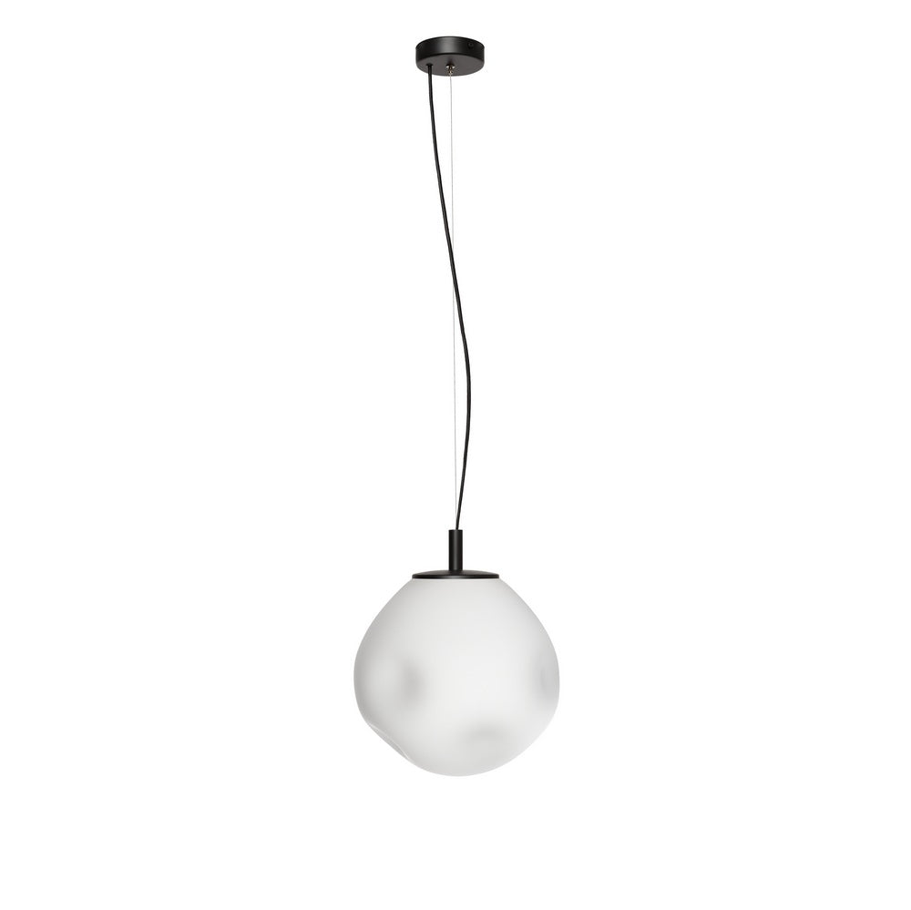 CLOE black pendant lamp