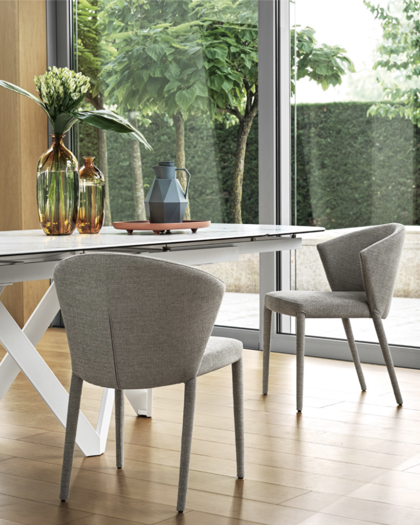 Krzesło AMELIE piaskowy do jadalni – Calligaris