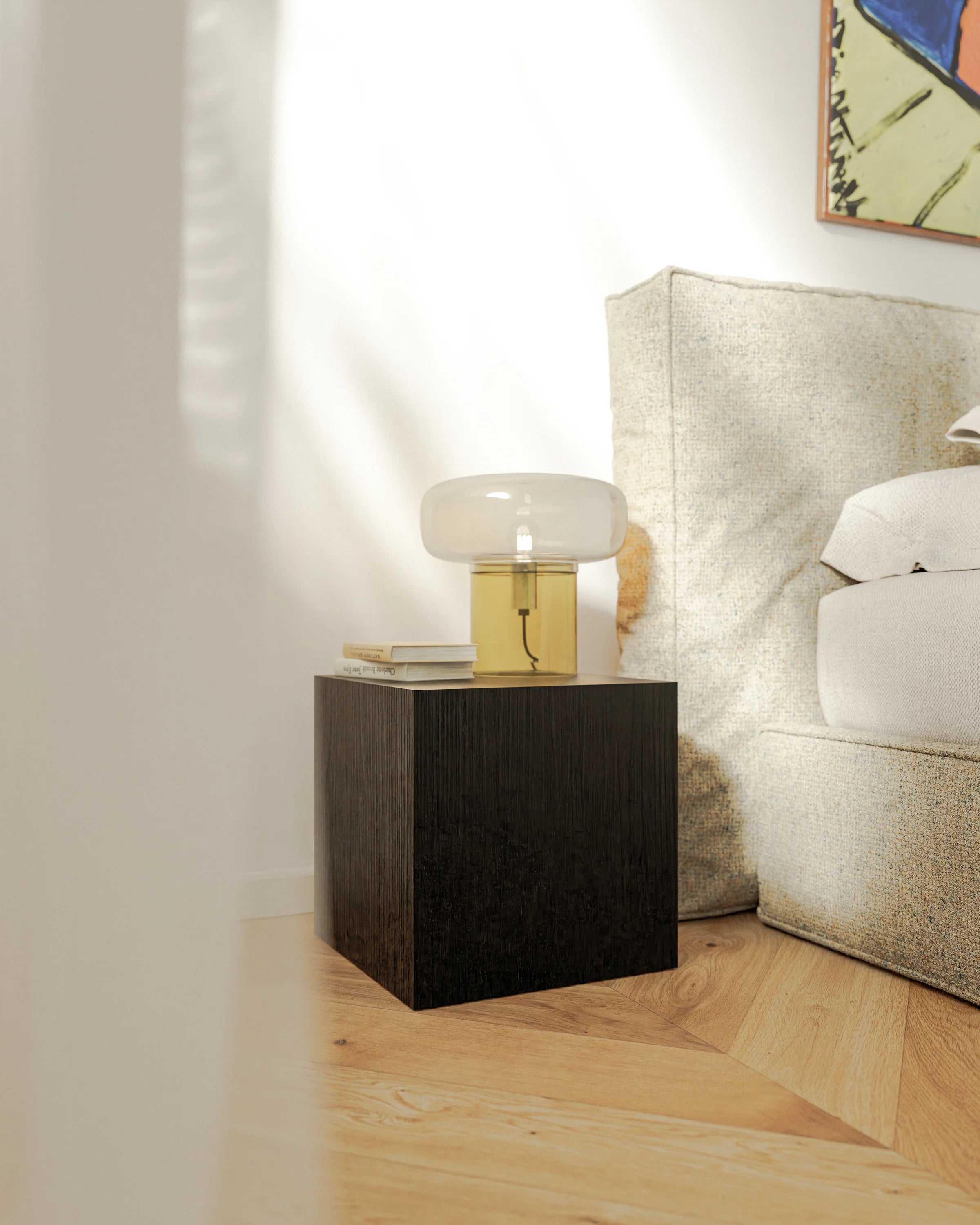 Pomocný stolek CUBE černá krása