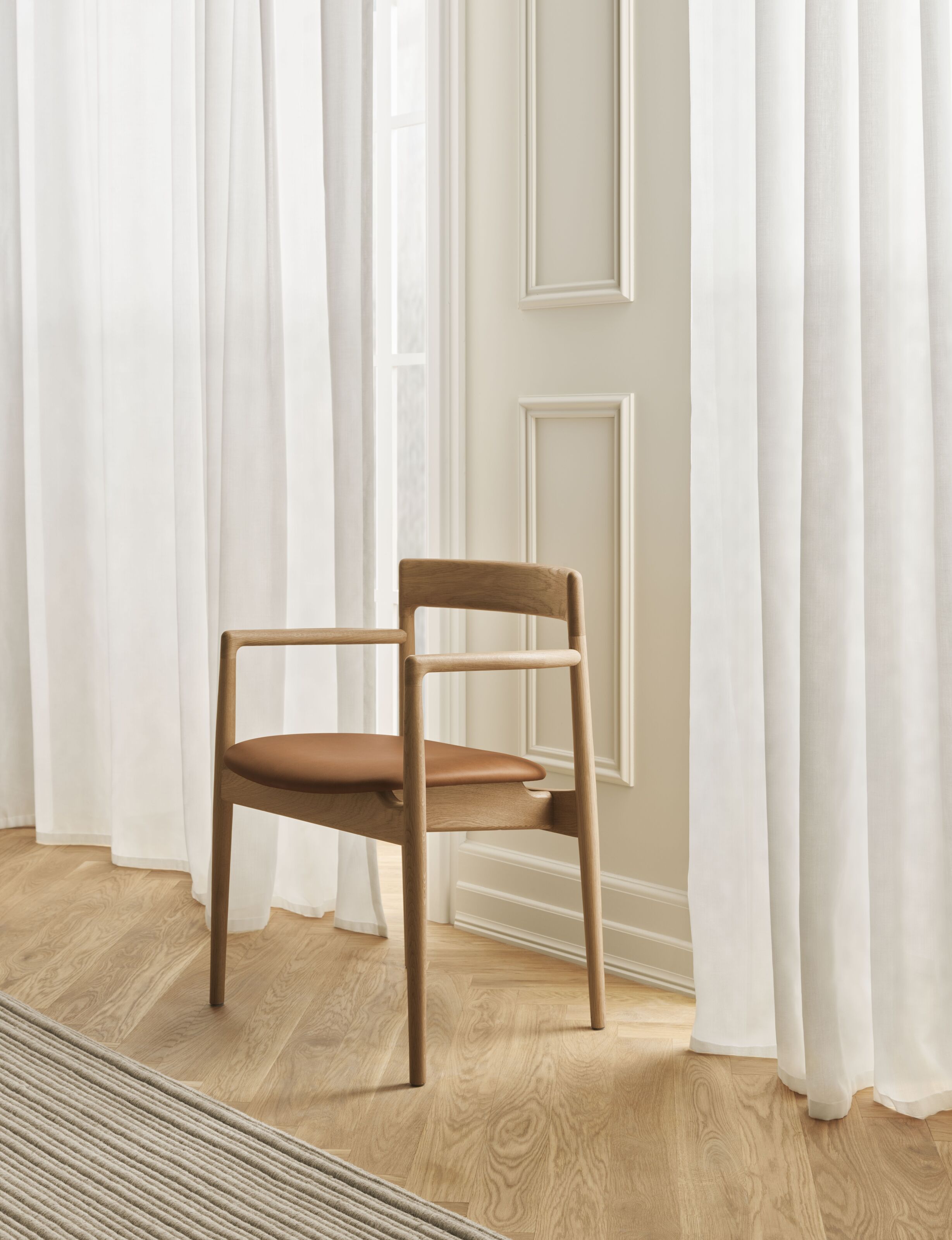 Židle CALMA bělené dubové dřevo