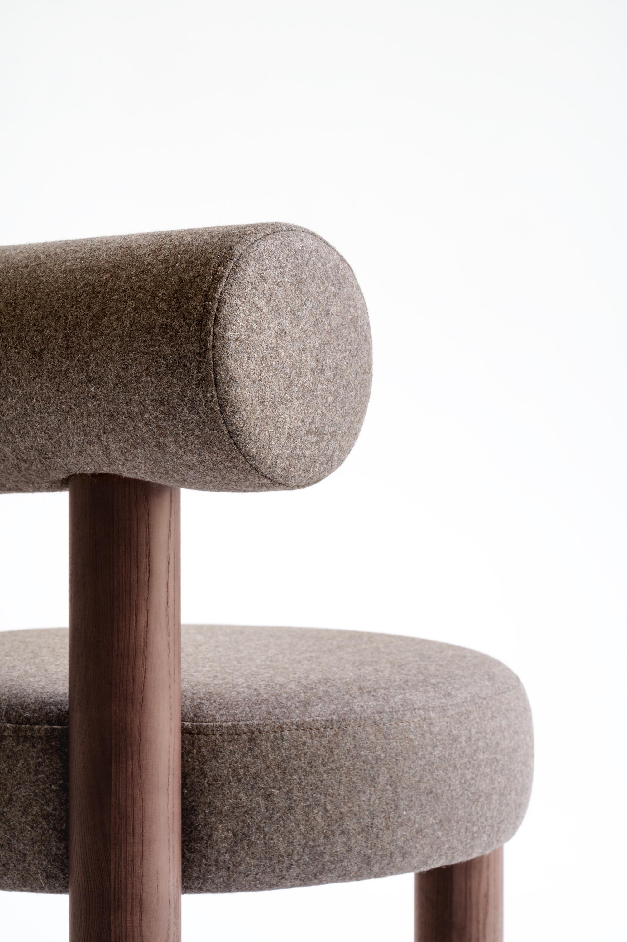 Upholstered GROPIUS CS2 Chair with Wooden Base