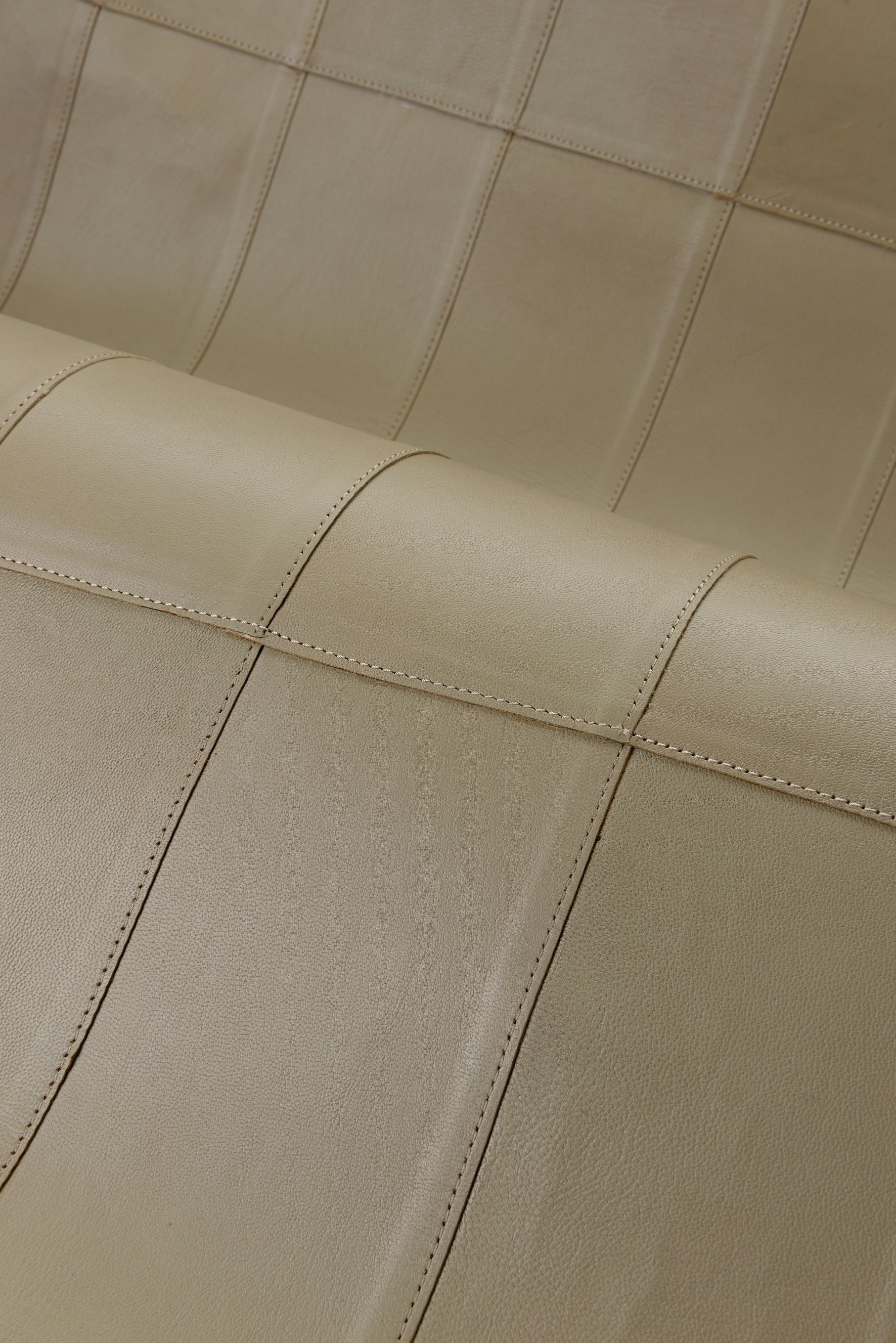 Natural leather wallpaper with geometric pattern PALADIN light brown