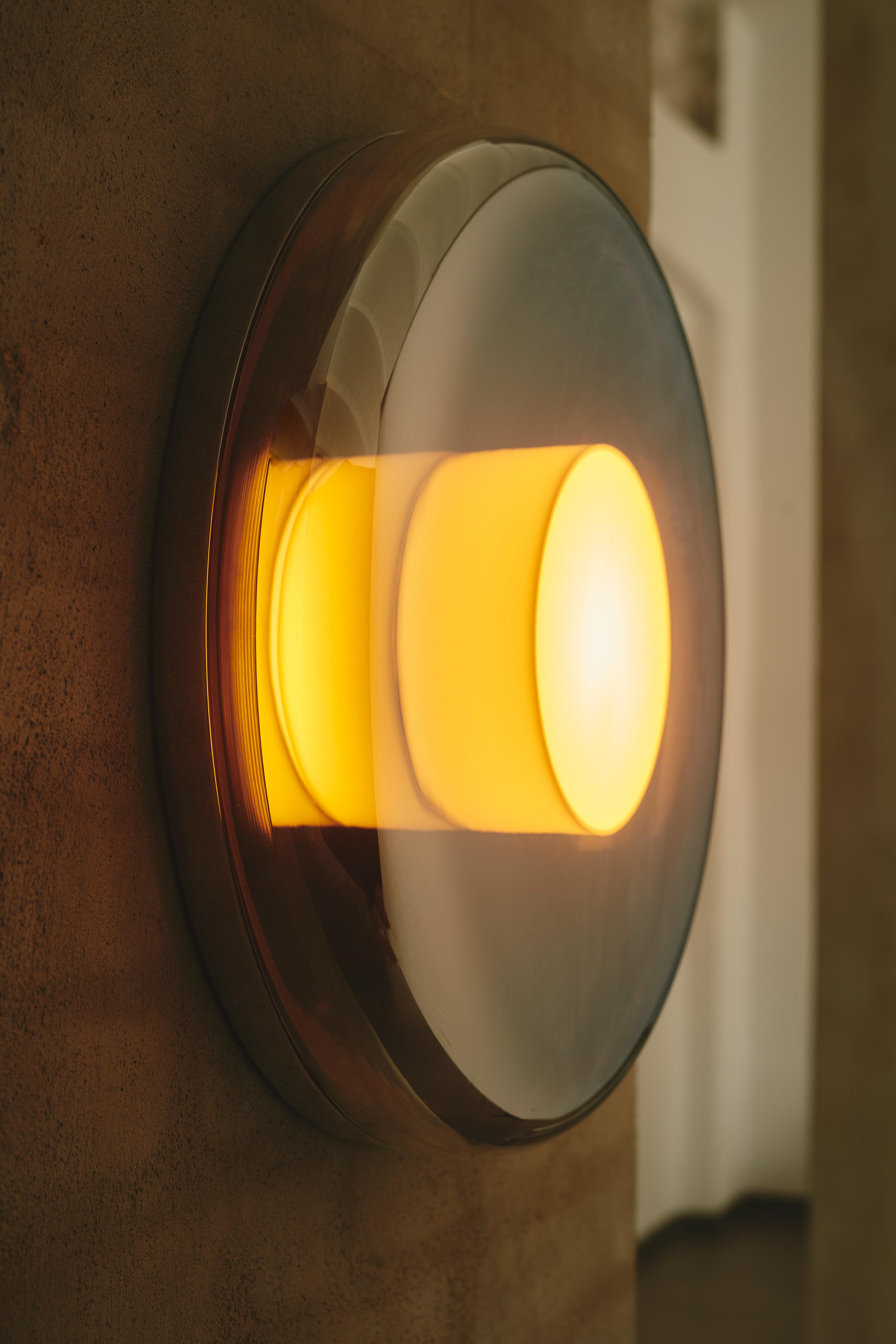 ENDLESS wall lamp coated glass