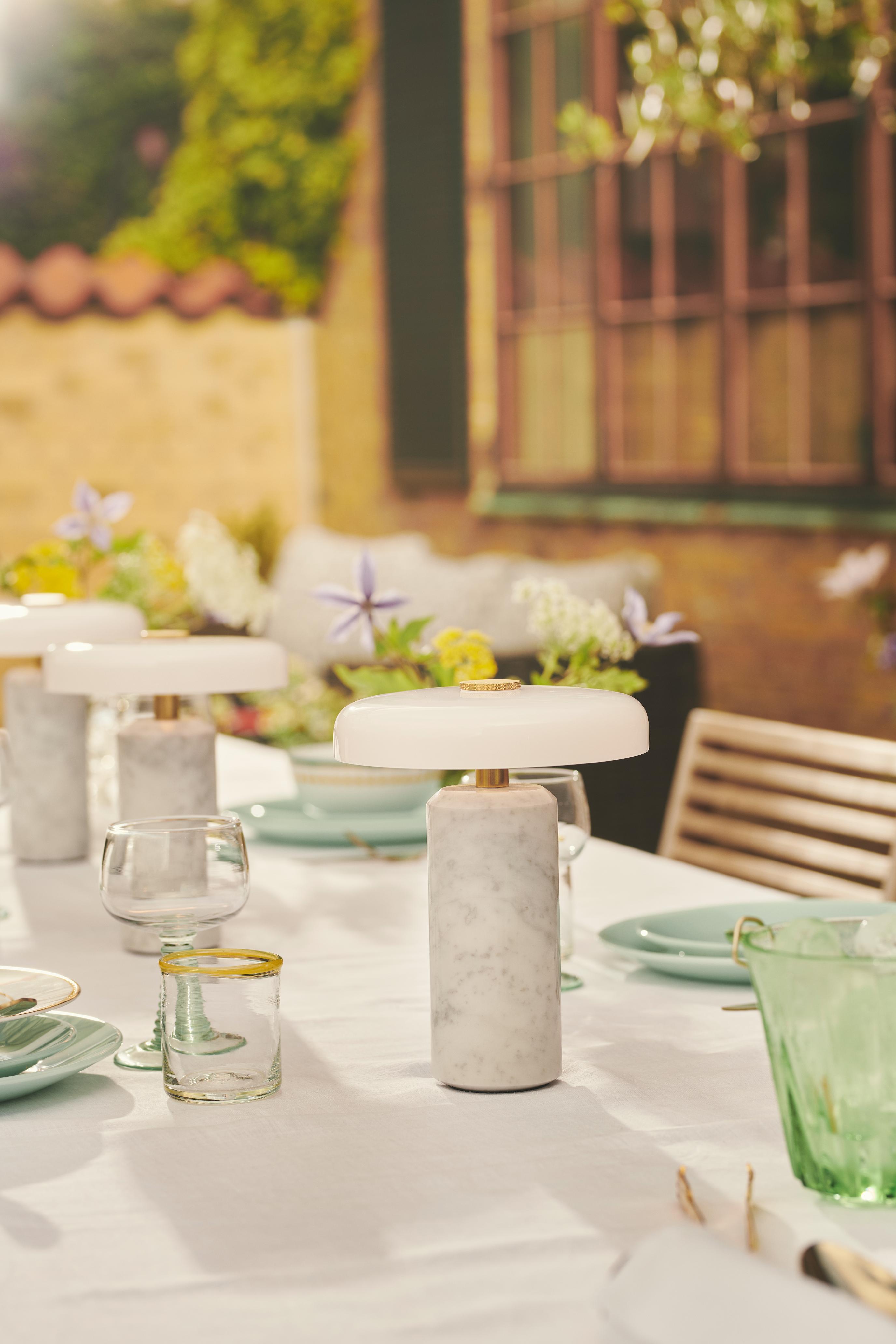 Portable lamp TRIP white marble with milky white glass