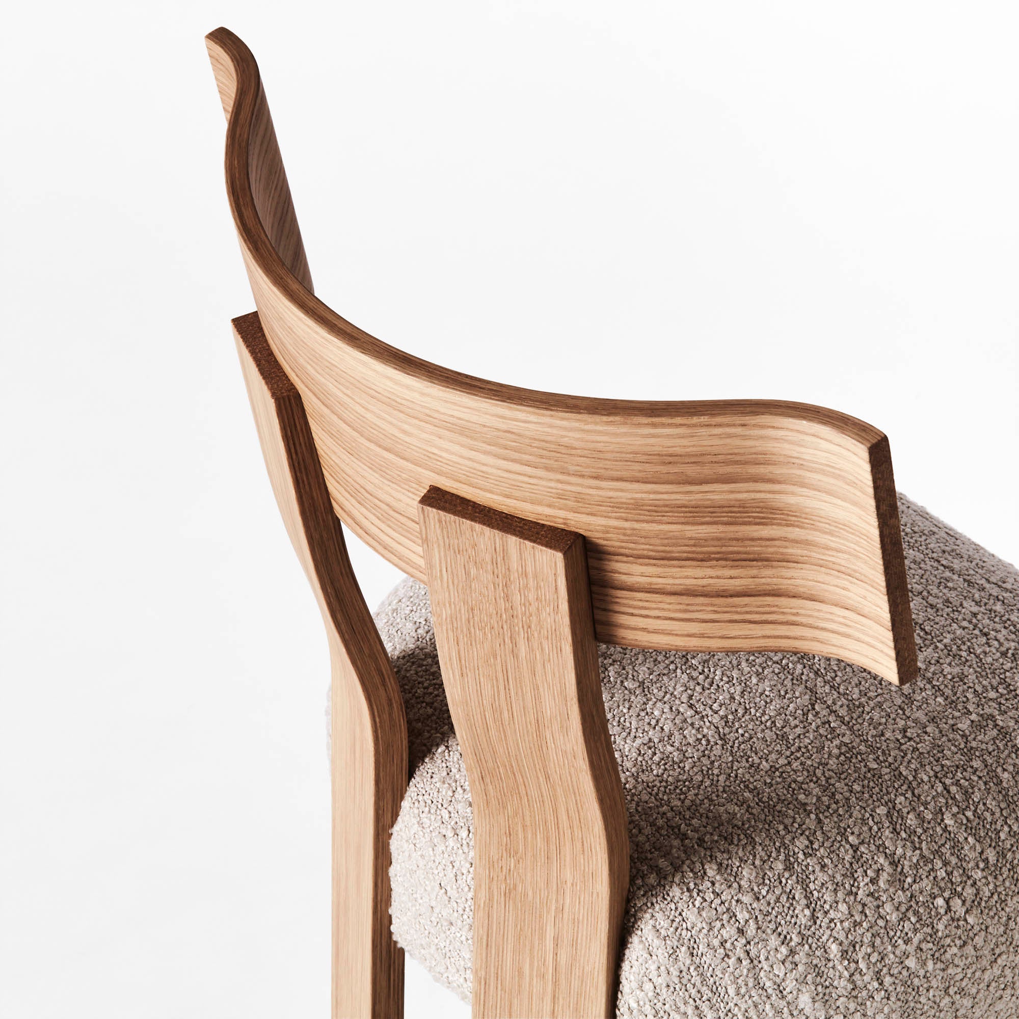 ALBA chair beige boucle with oak base