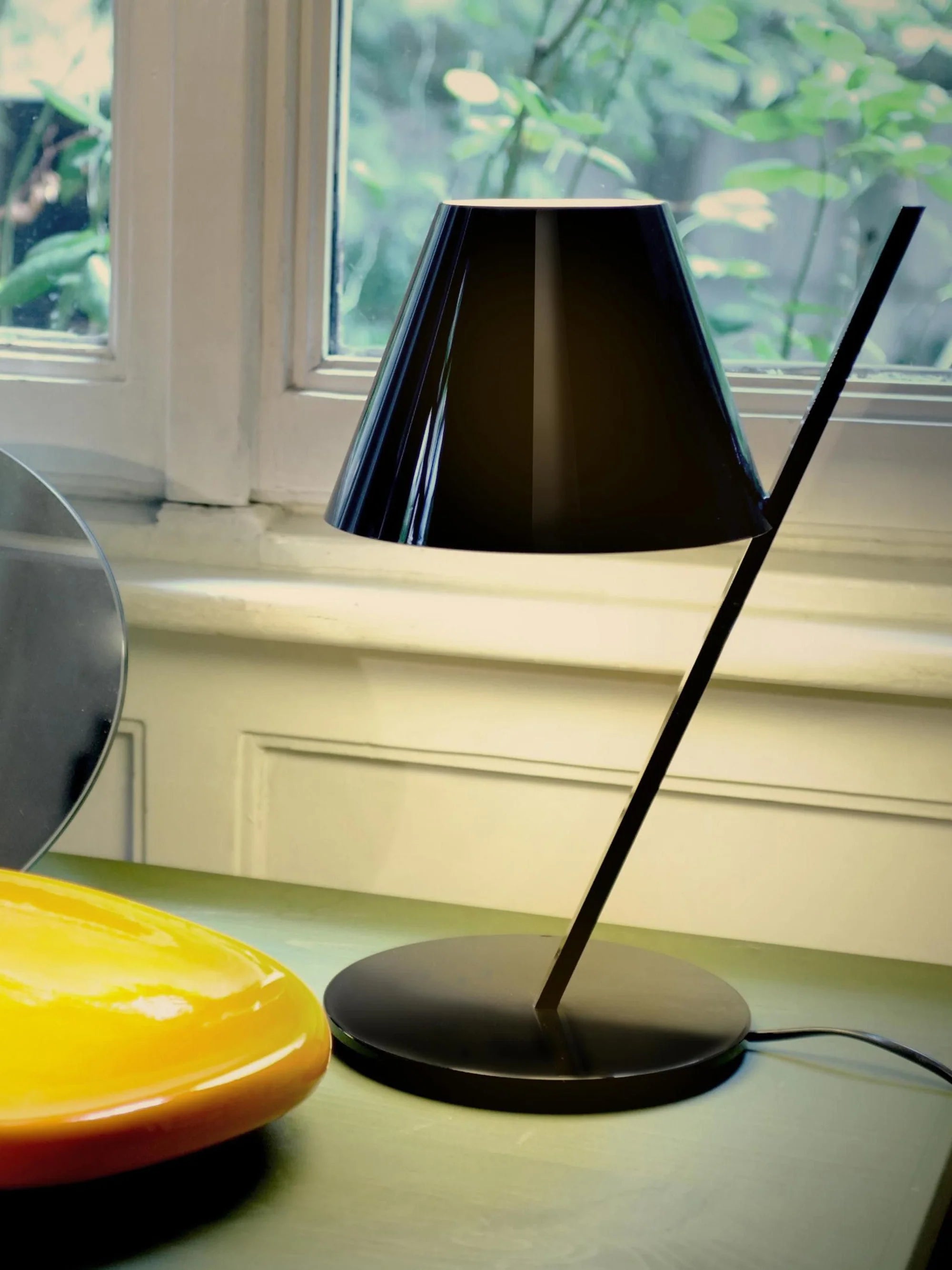 Lampa stołowa LA PETITE czarny