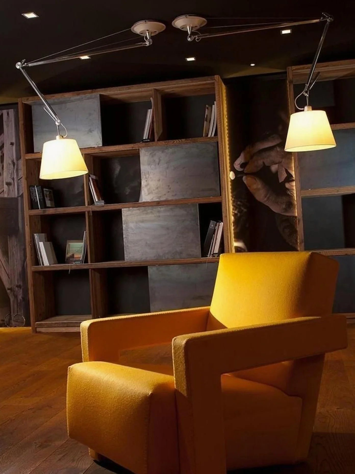 Lampa wisząca regulowana  TOLOMEO DECENTRATA klosz pergaminowy z aluminiowym ramieniem