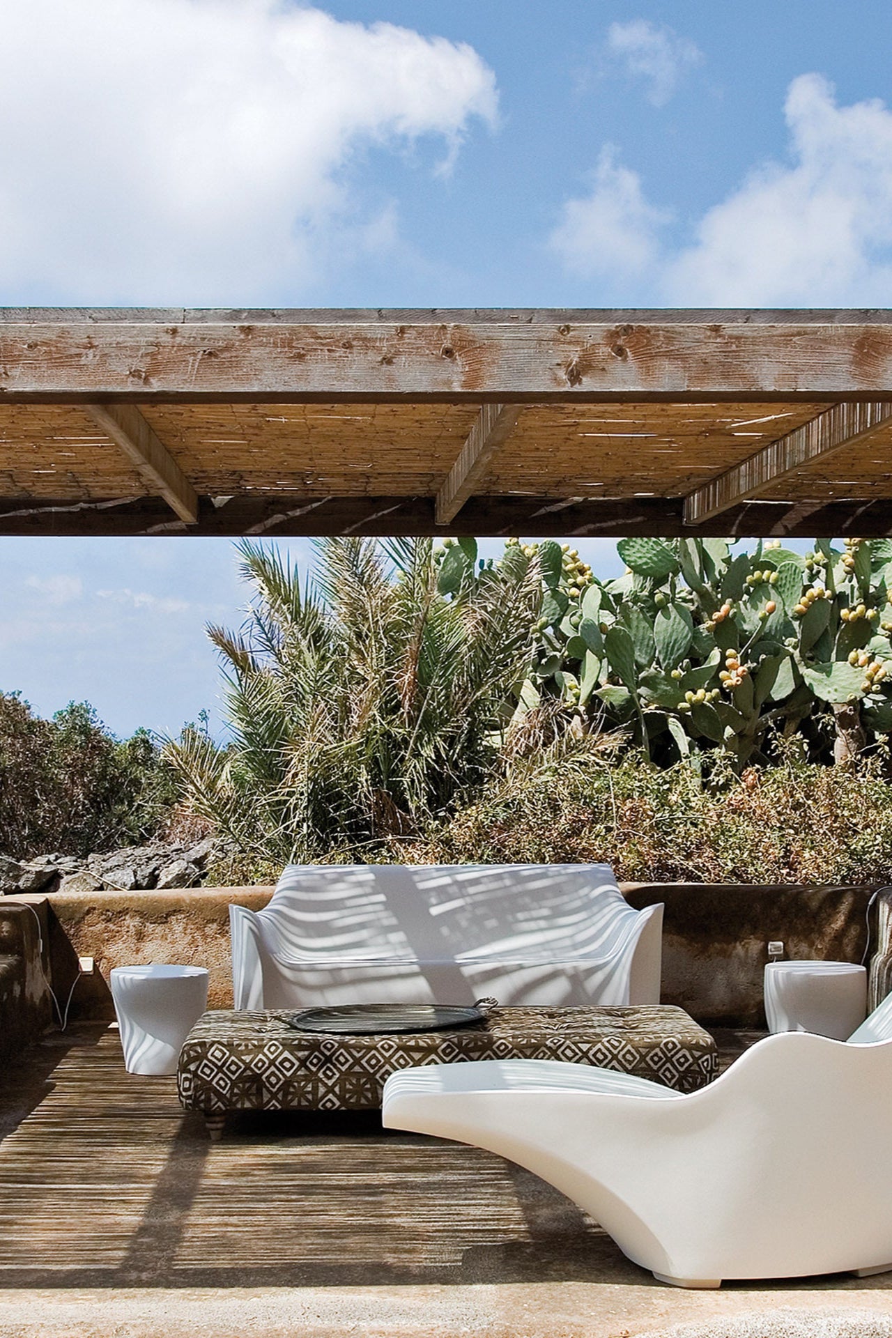 Pohovka TOKYO POP černá