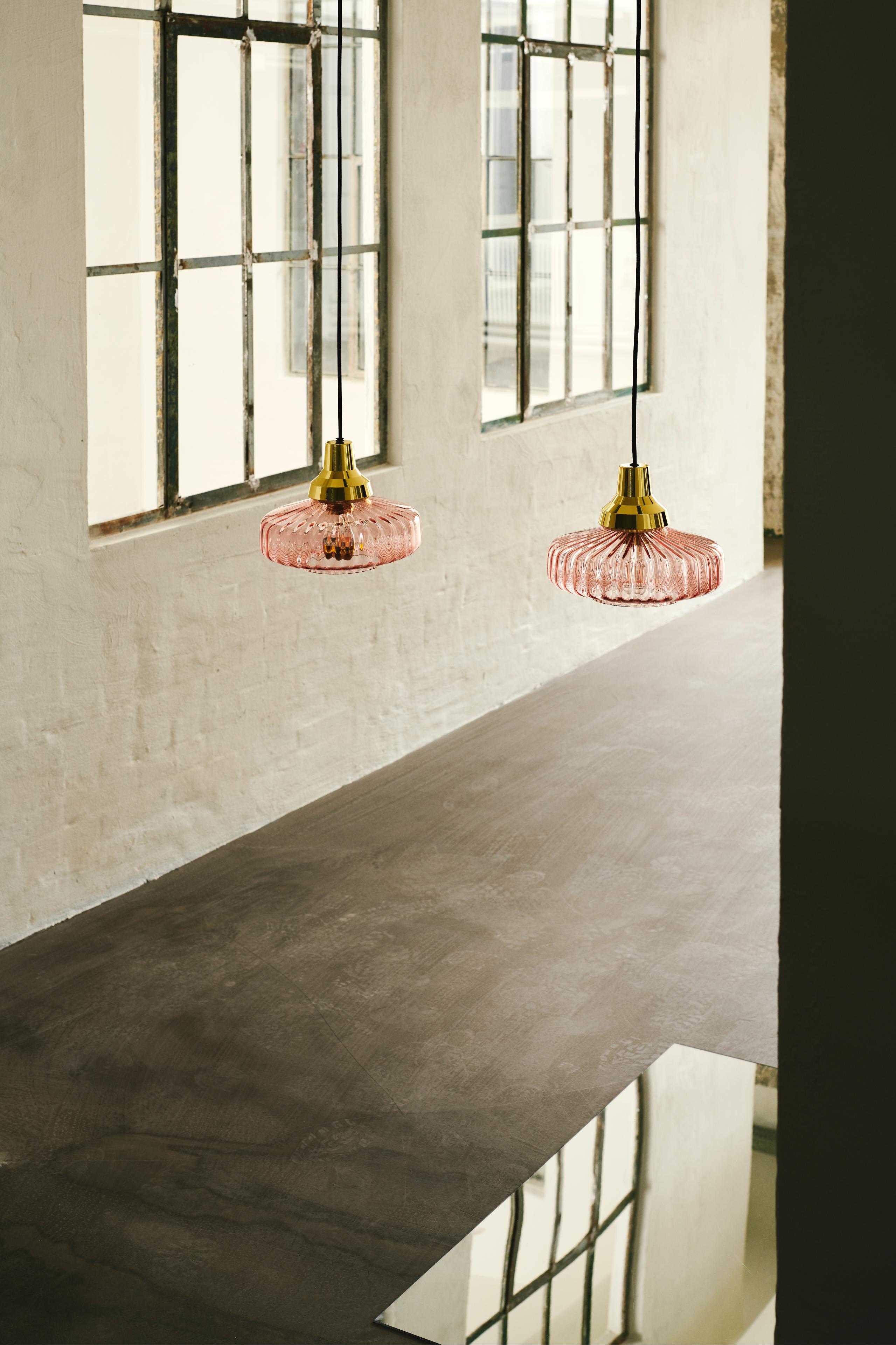 NEW WAVE OPTIC pendant lamp pink glass with gold finish