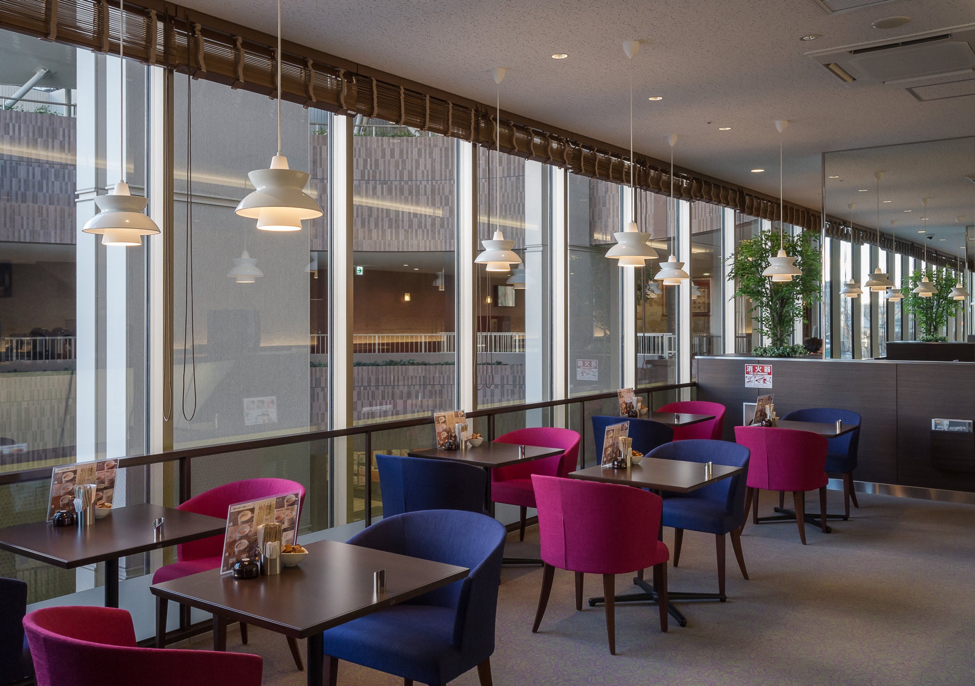 Závěsné svítidlo DOO-WOP bílé