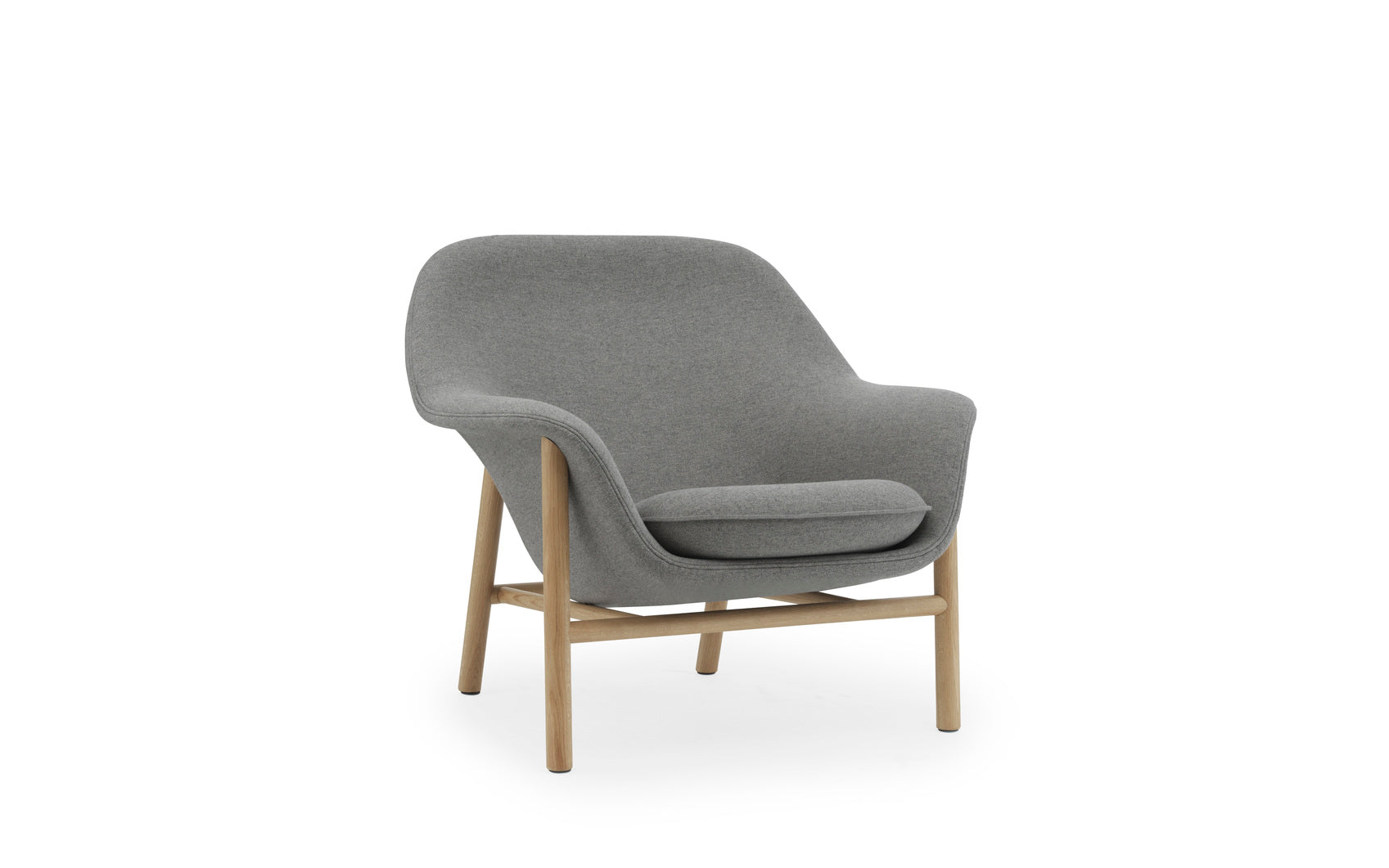 Drape Low armchair with an oak base