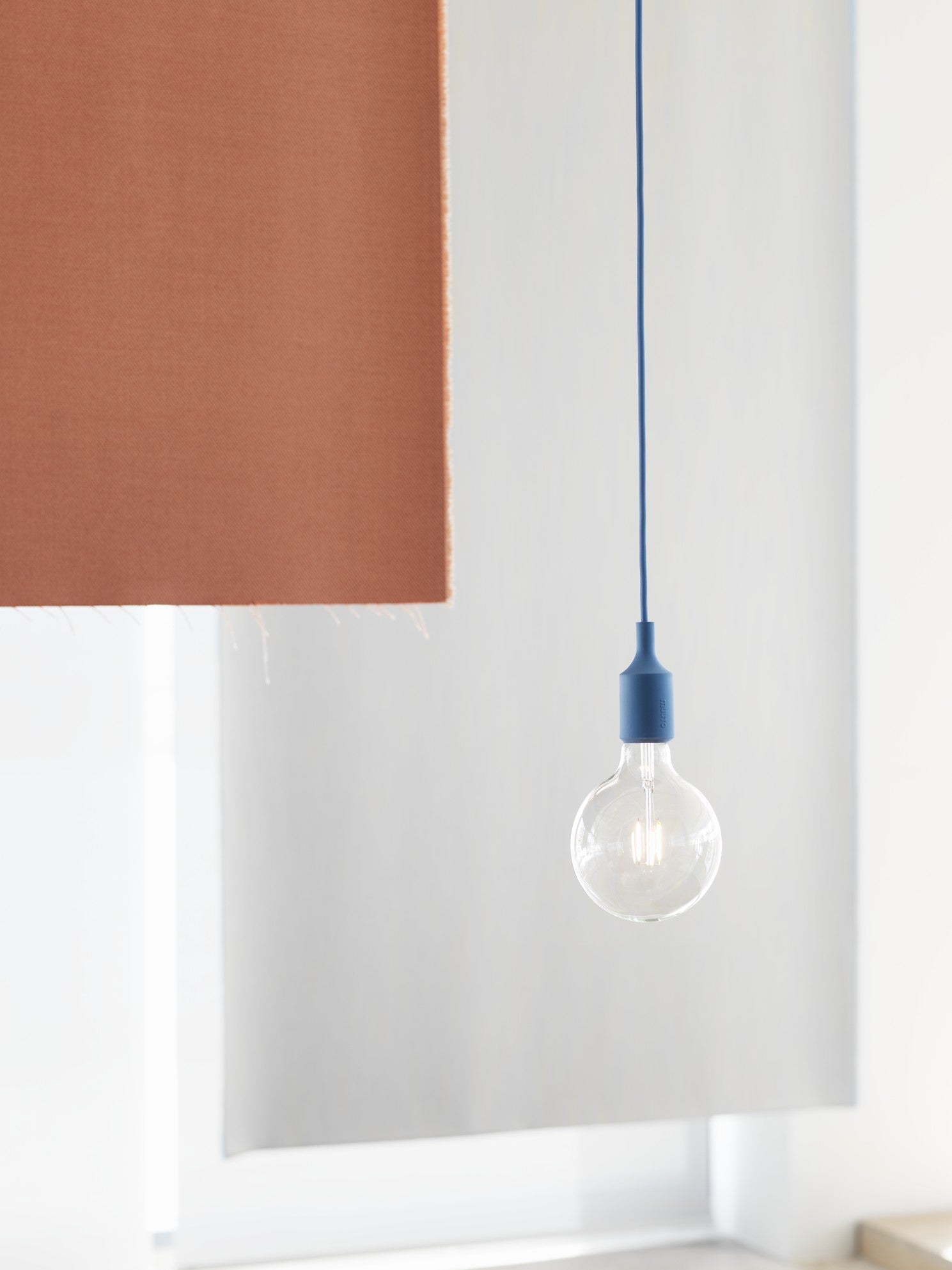 E27 blue pendant lamp