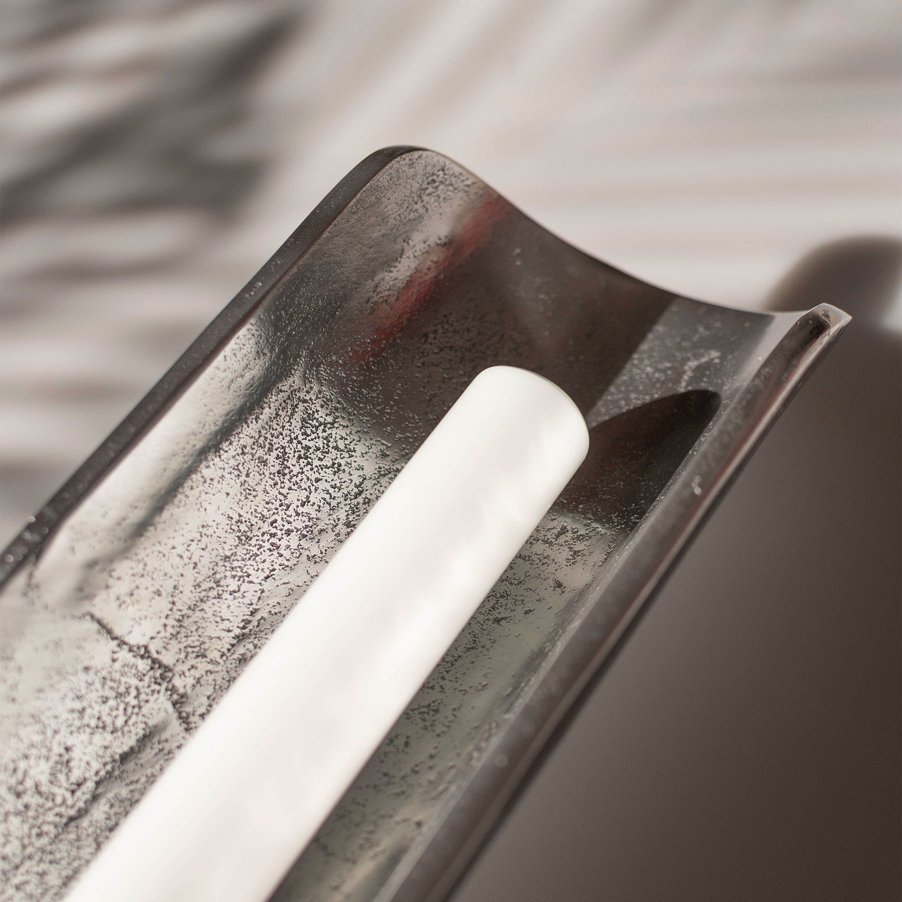 Kinkiet podłużny NURT aluminium