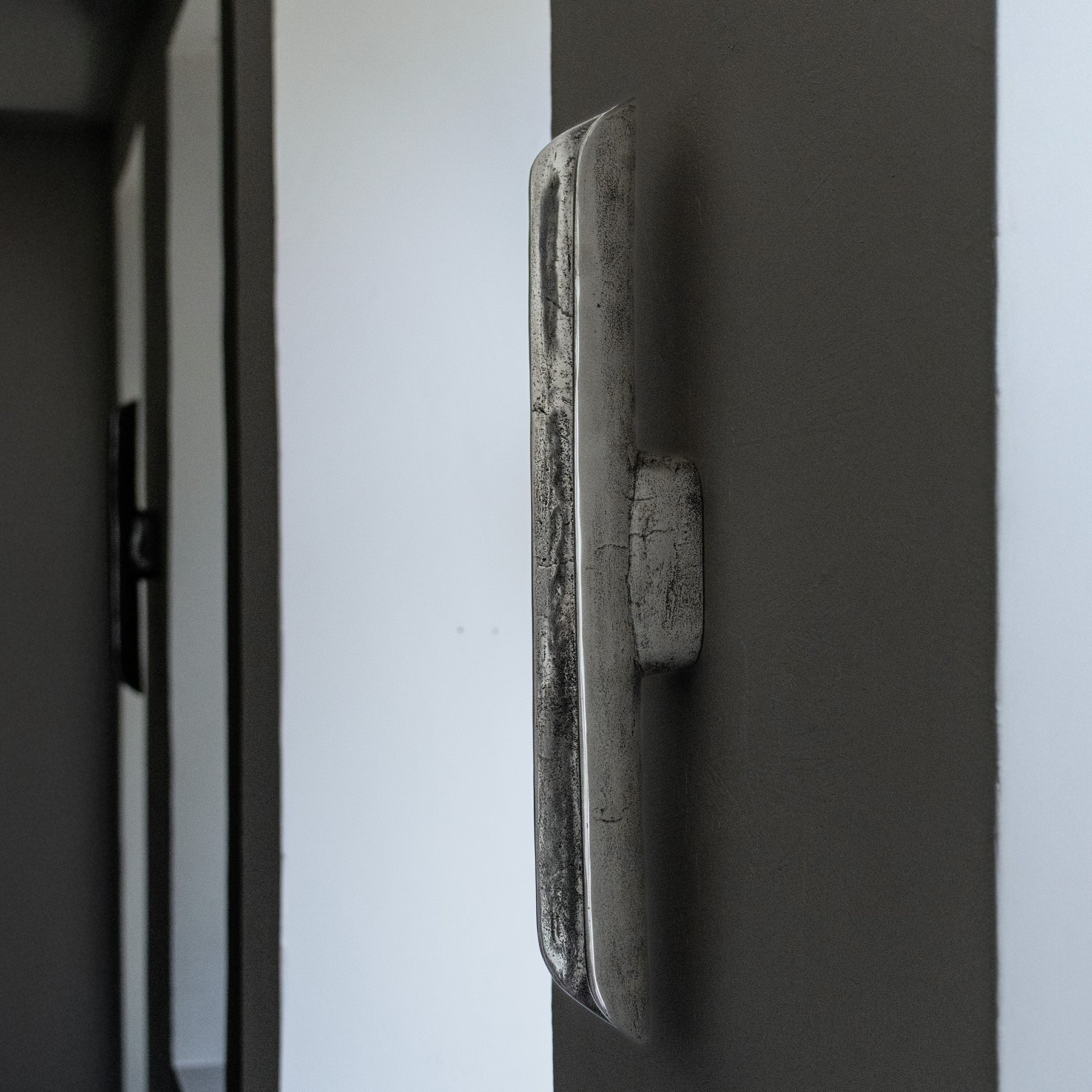 Kinkiet podłużny NURT aluminium