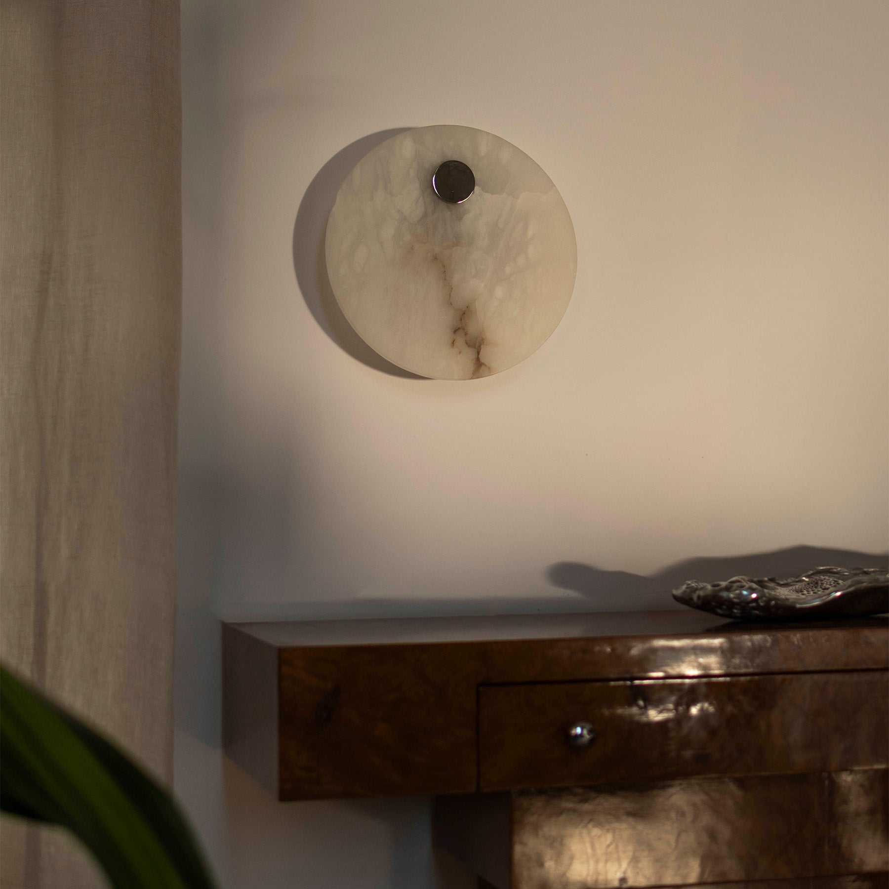 Alabaster Wall Lamp EOS Nickel