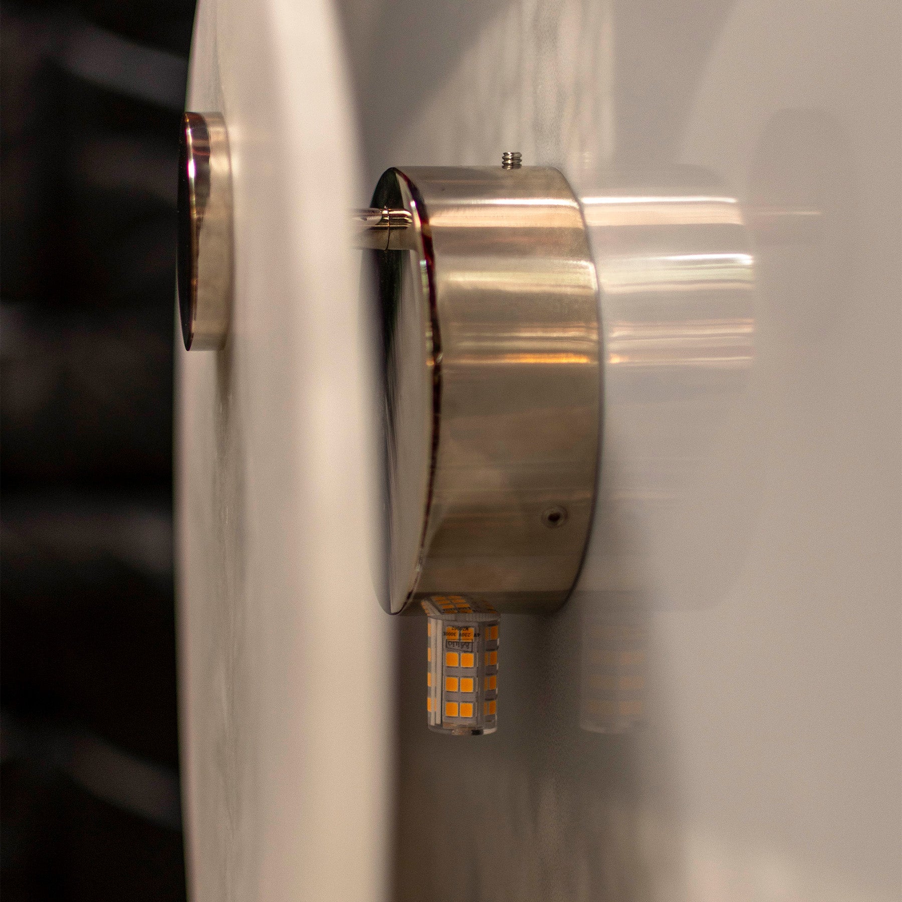 Alabaster Wall Lamp EOS Nickel